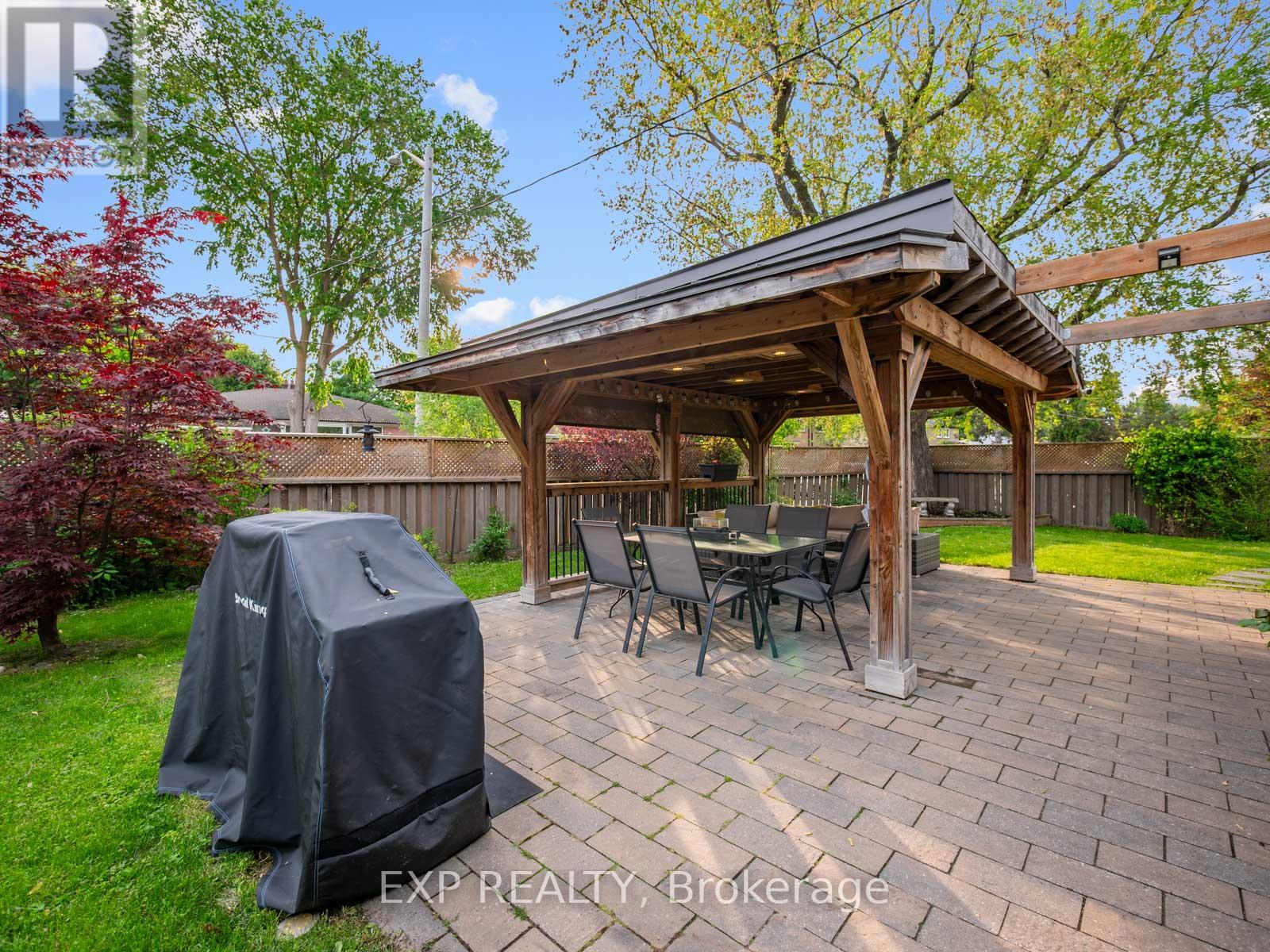 210 Ashlar Road, Richmond Hill, Ontario  L4C 2W6 - Photo 46 - N12190563