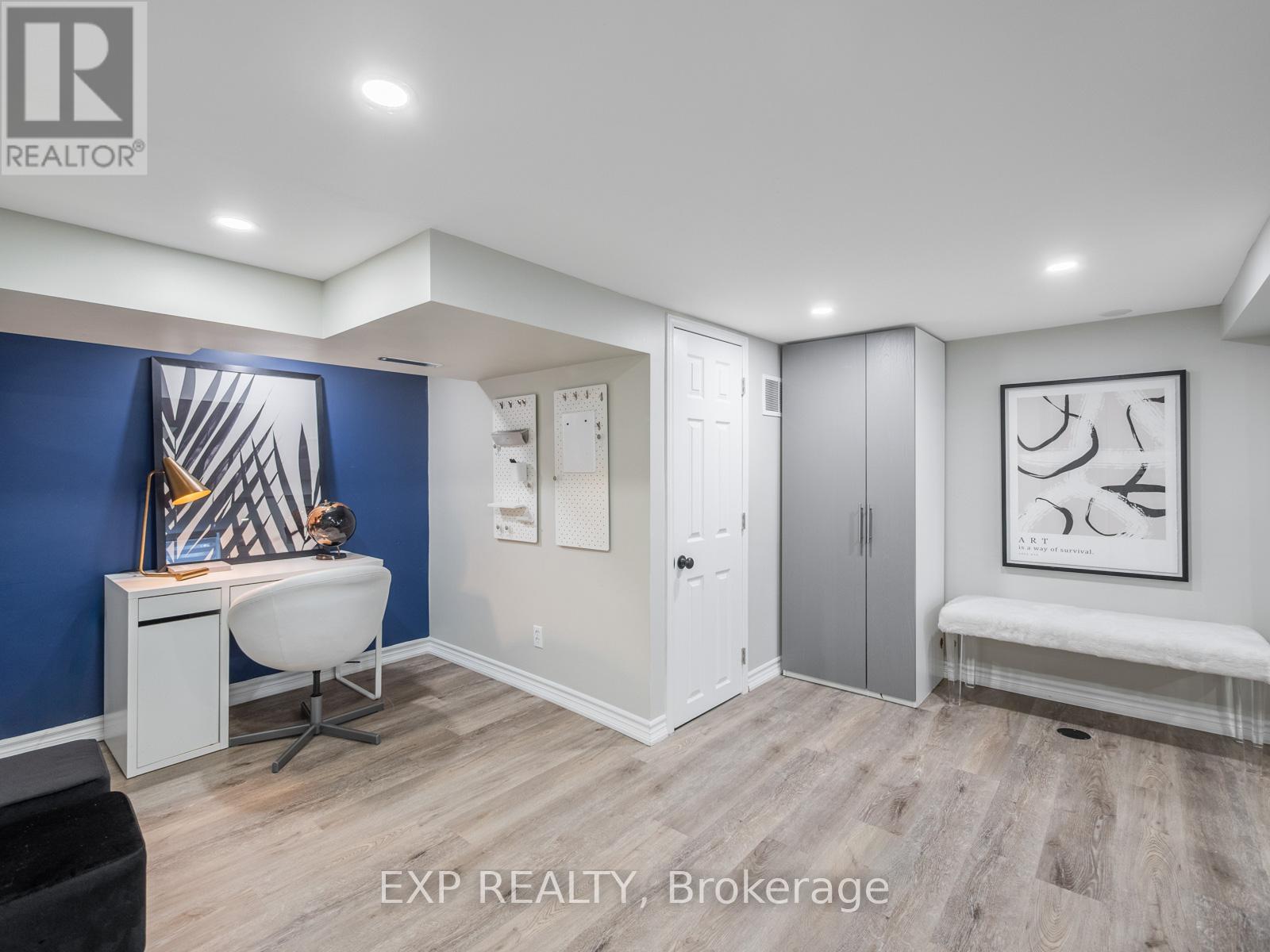210 Ashlar Road, Richmond Hill, Ontario  L4C 2W6 - Photo 28 - N12190563