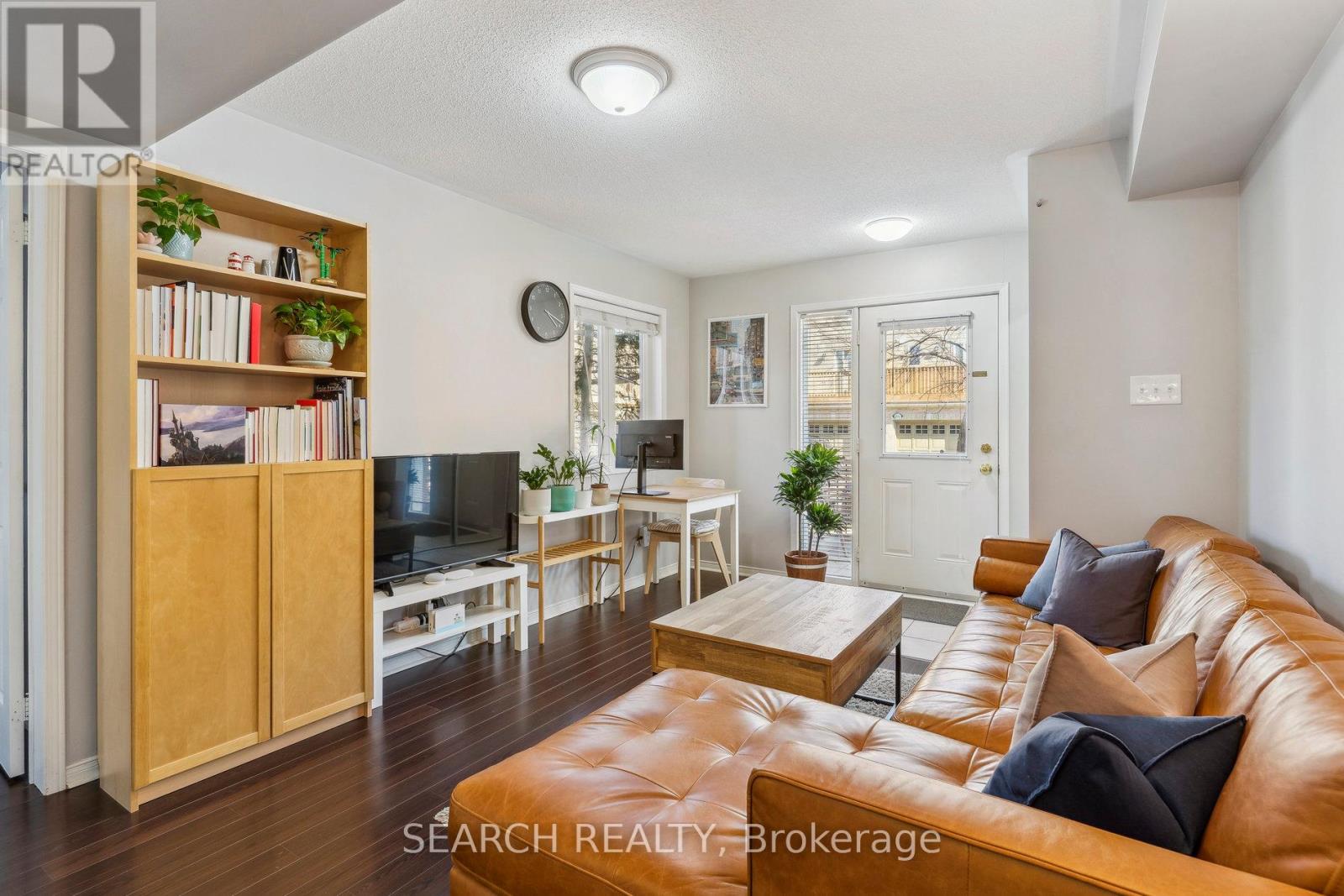 202 - 4975 Southampton Drive, Mississauga, Ontario  L5M 8E1 - Photo 4 - W12119244