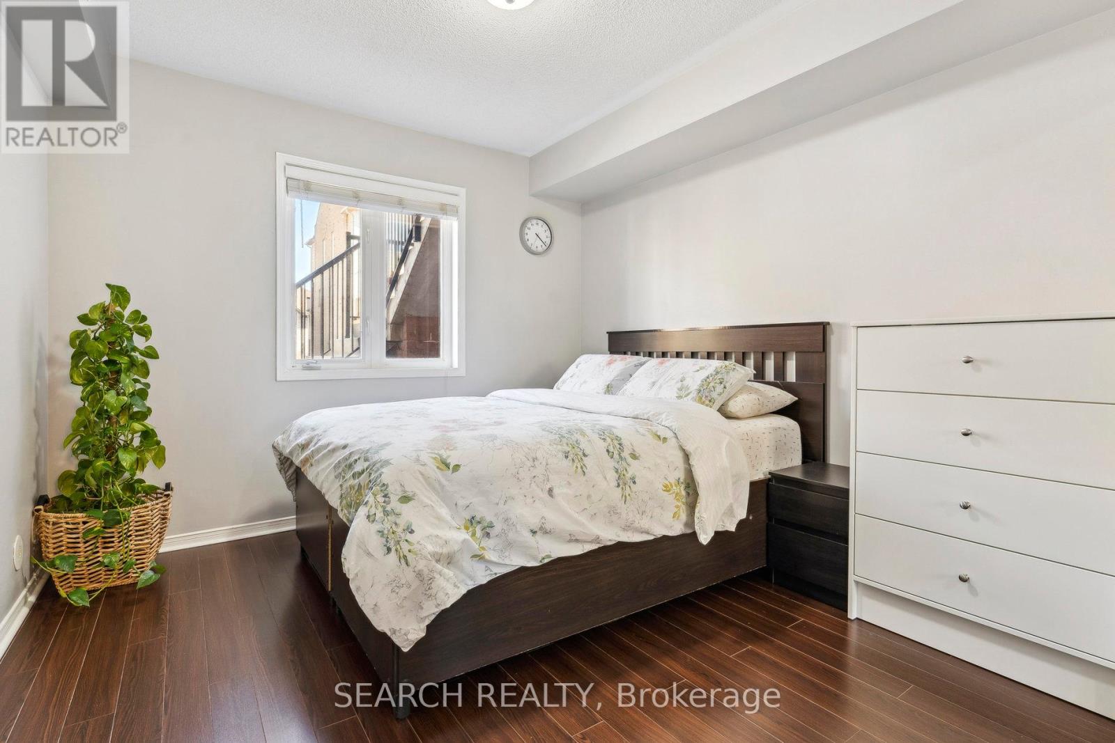 202 - 4975 Southampton Drive, Mississauga, Ontario  L5M 8E1 - Photo 10 - W12119244