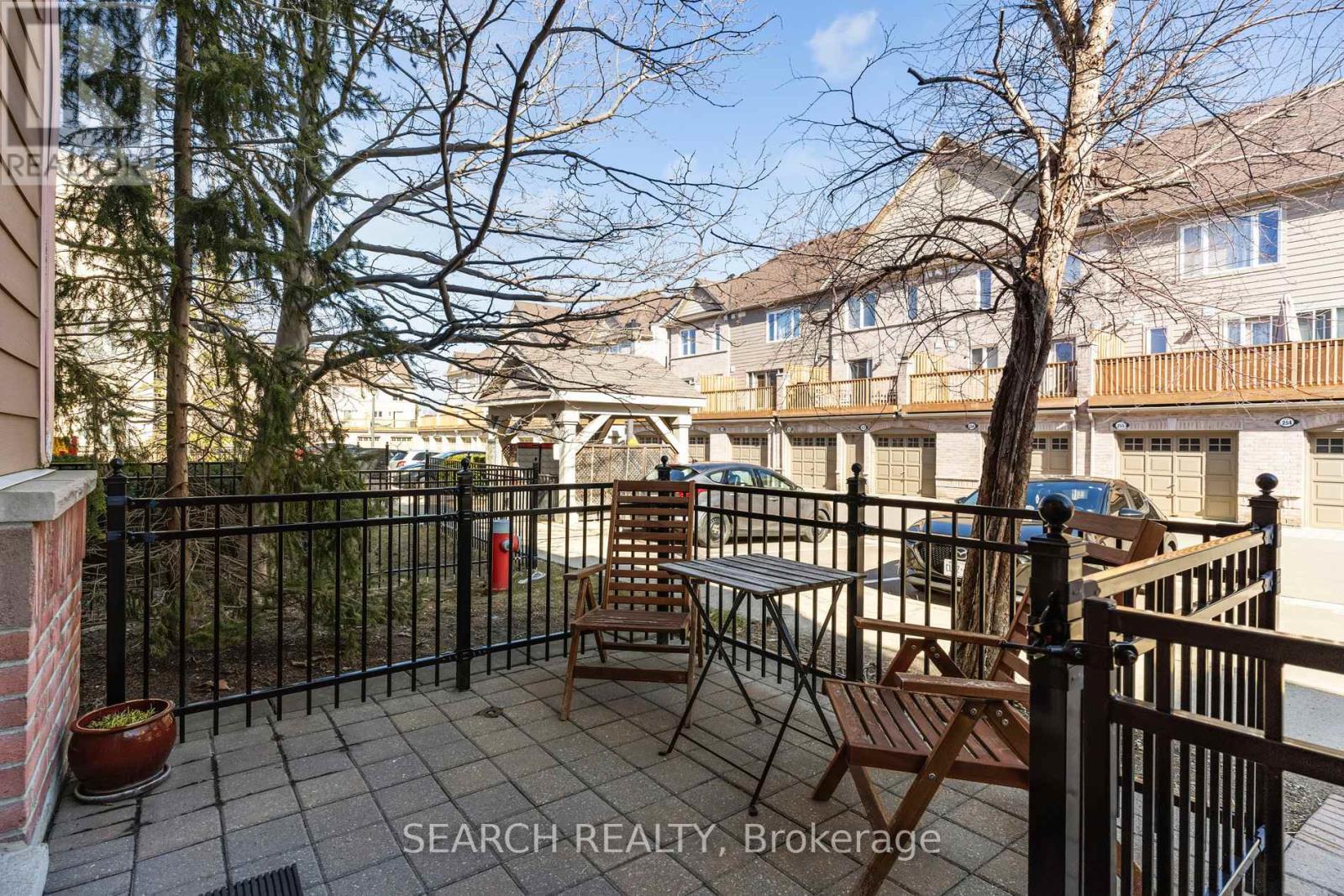 202 - 4975 Southampton Drive, Mississauga, Ontario  L5M 8E1 - Photo 18 - W12119244