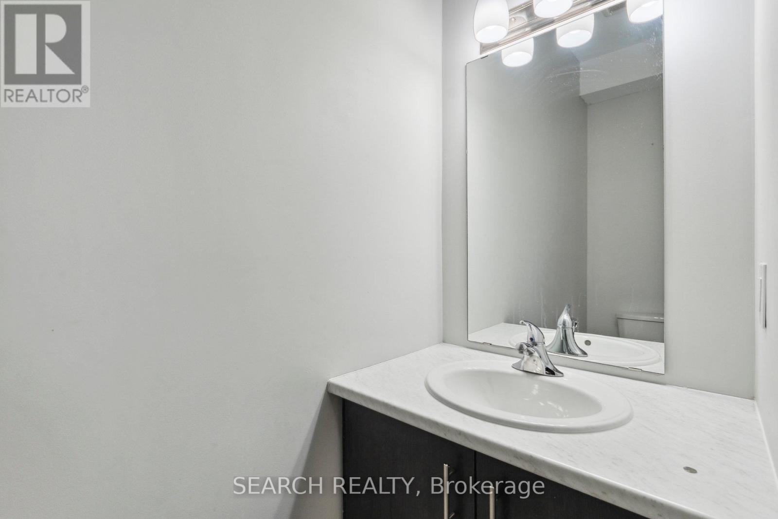 217 Louise Street, Welland (Lincoln/crowland), Ontario  L3B 1T2 - Photo 10 - X12167414