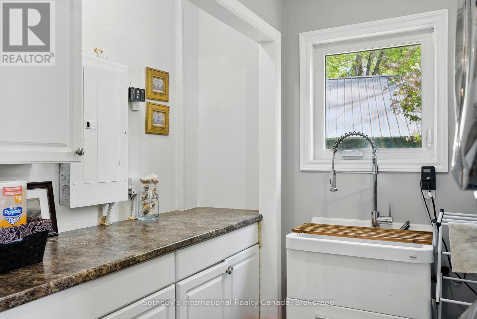 1031 Bea Dale Lane, Gravenhurst, Ontario  P0E 1N0 - Photo 18 - X12190764