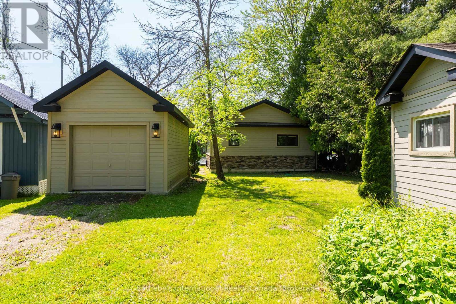 1031 Bea Dale Lane, Gravenhurst, Ontario  P0E 1N0 - Photo 21 - X12190764