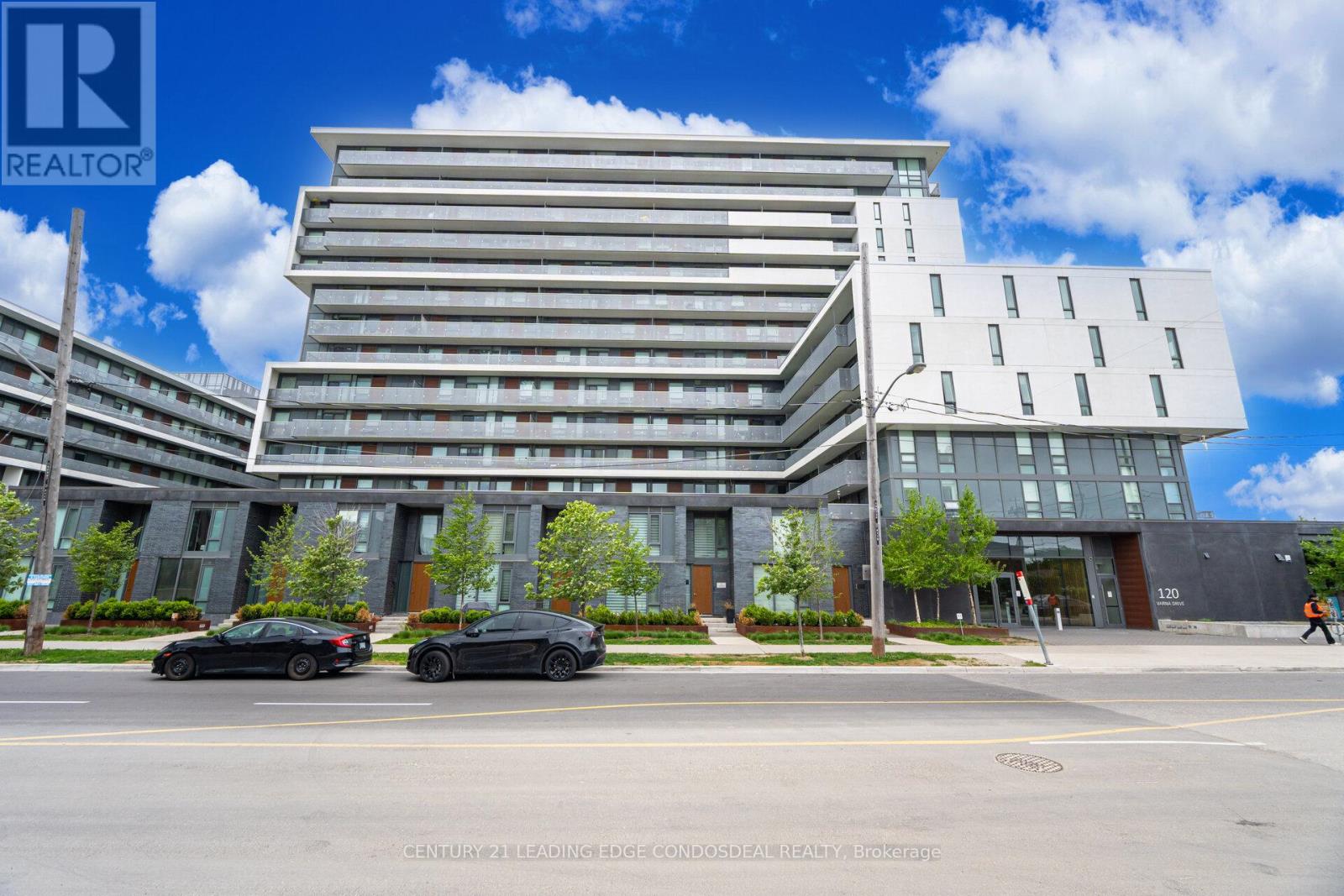 405 - 120 Varna Drive, Toronto (Englemount-Lawrence), Ontario  M6A 0B3 - Photo 1 - C12190757
