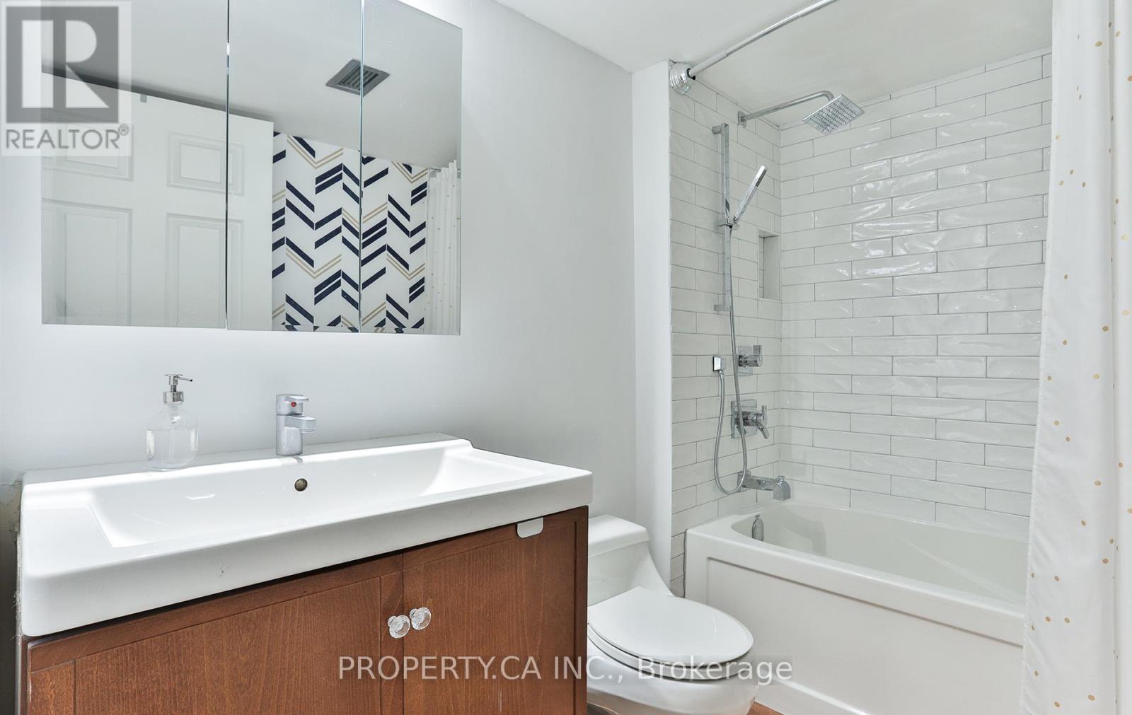 1906 - 705 King Street W, Toronto (Niagara), Ontario  M5V 2W8 - Photo 4 - C12190789