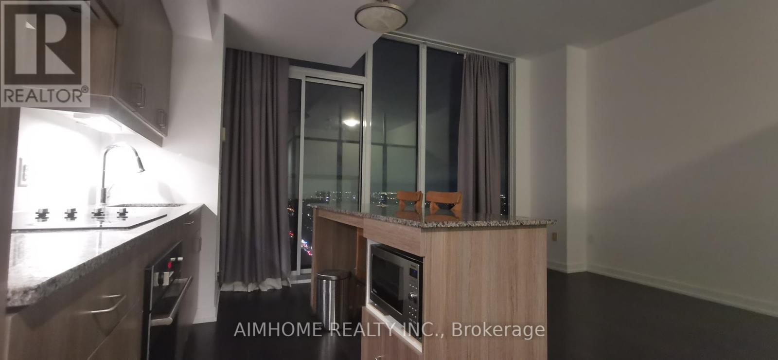 3401 - 426 University Avenue, Toronto (Kensington-Chinatown), Ontario  M5G 1S9 - Photo 3 - C12190802