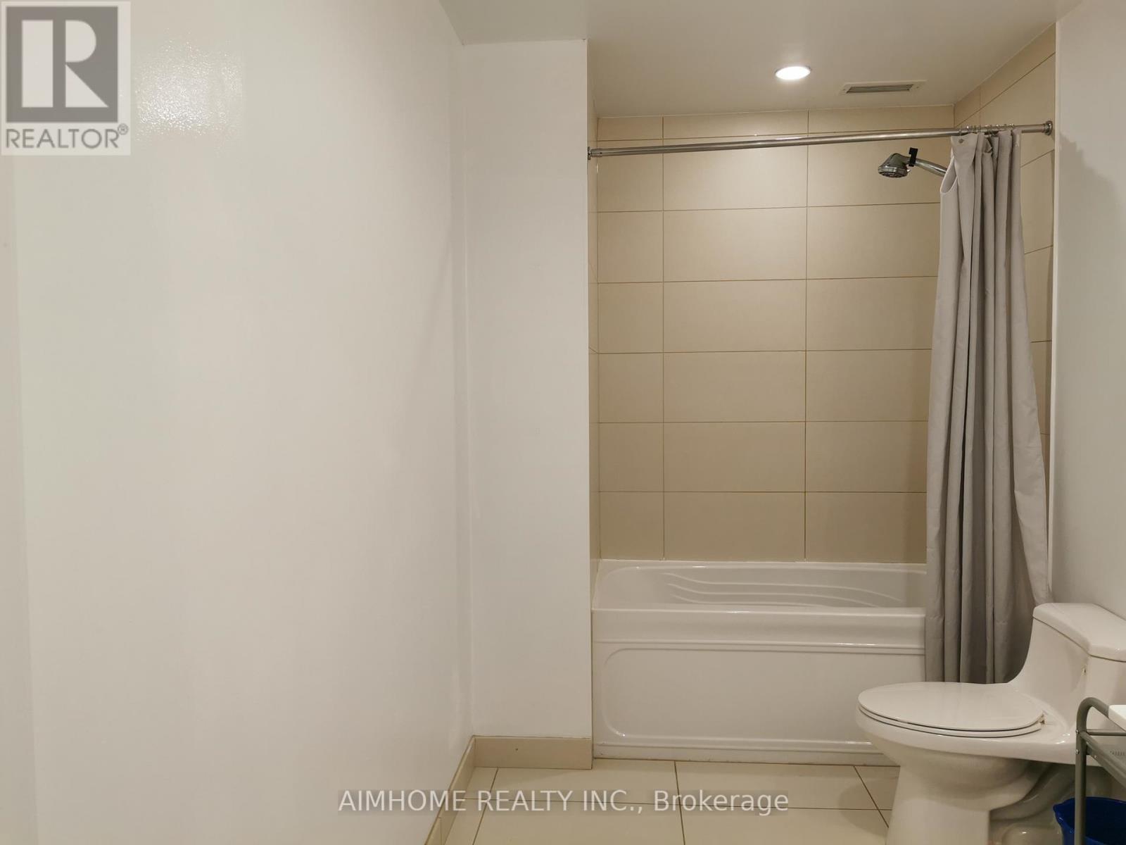 3401 - 426 University Avenue, Toronto (Kensington-Chinatown), Ontario  M5G 1S9 - Photo 6 - C12190802