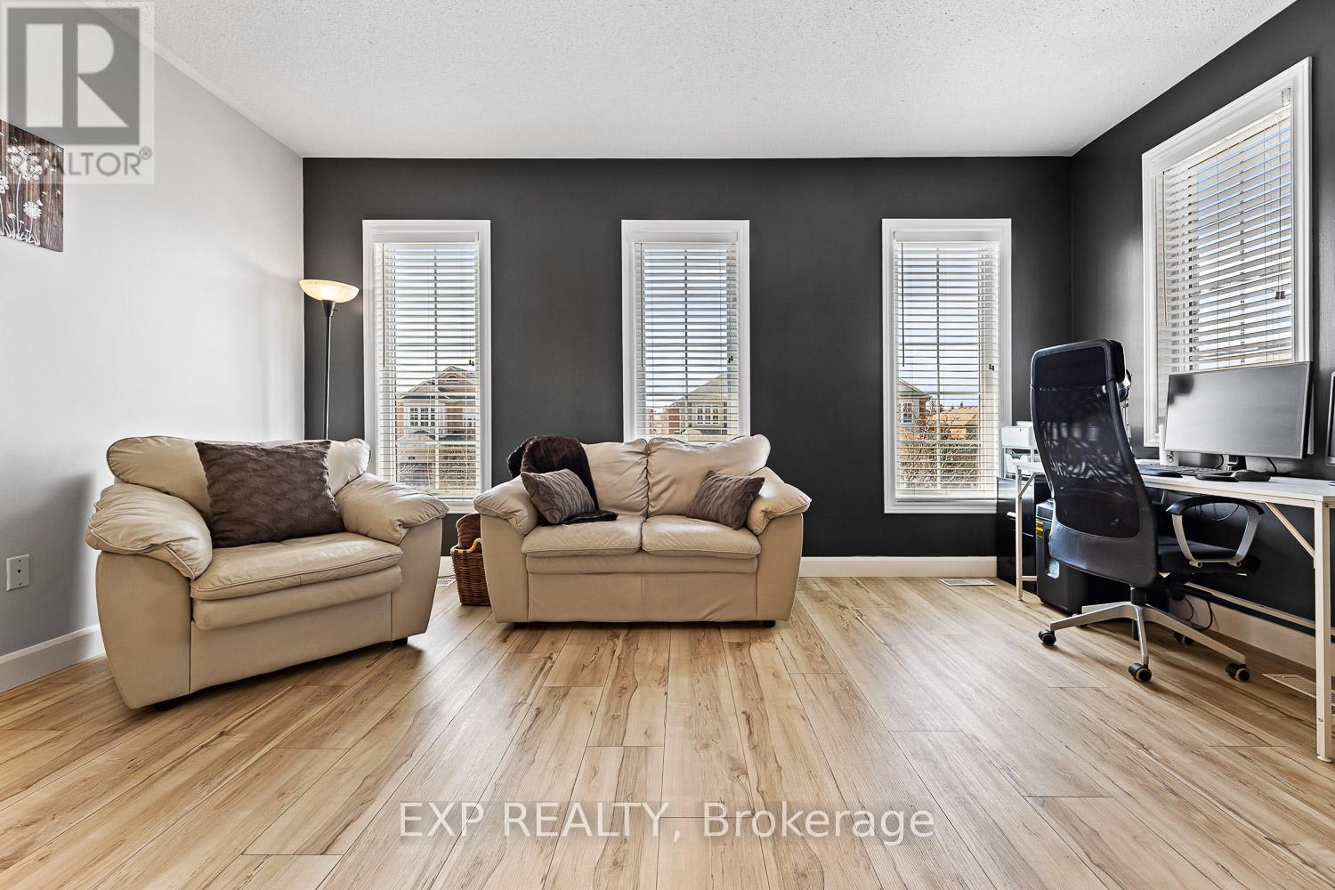46 Emily Carr Crescent, Caledon, Ontario  L7E 2K9 - Photo 16 - W12059948
