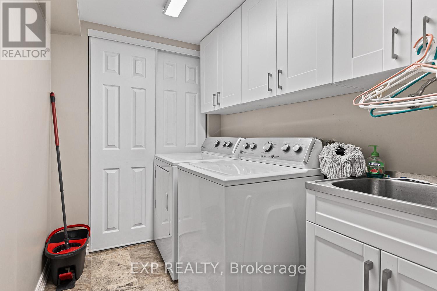 46 Emily Carr Crescent, Caledon, Ontario  L7E 2K9 - Photo 34 - W12059948