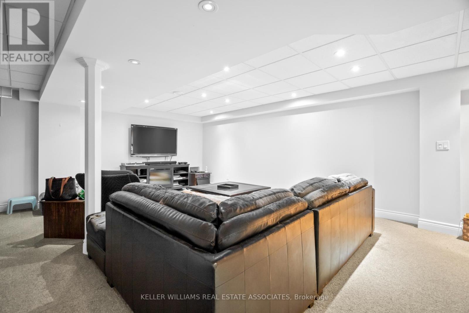6411 Seaver Road, Mississauga, Ontario  L5V 2J2 - Photo 29 - W12163071