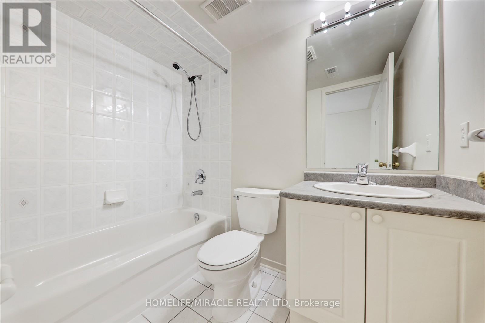 36 Jenkinson Way, Toronto (Dorset Park), Ontario  M1P 5H4 - Photo 9 - E12190782
