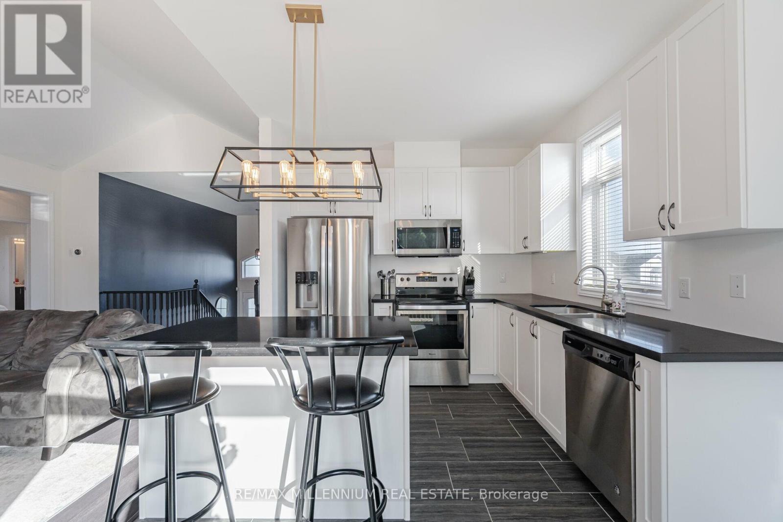 200 Lia Drive, Clearview (Stayner), Ontario  L0M 1S0 - Photo 14 - S12190781