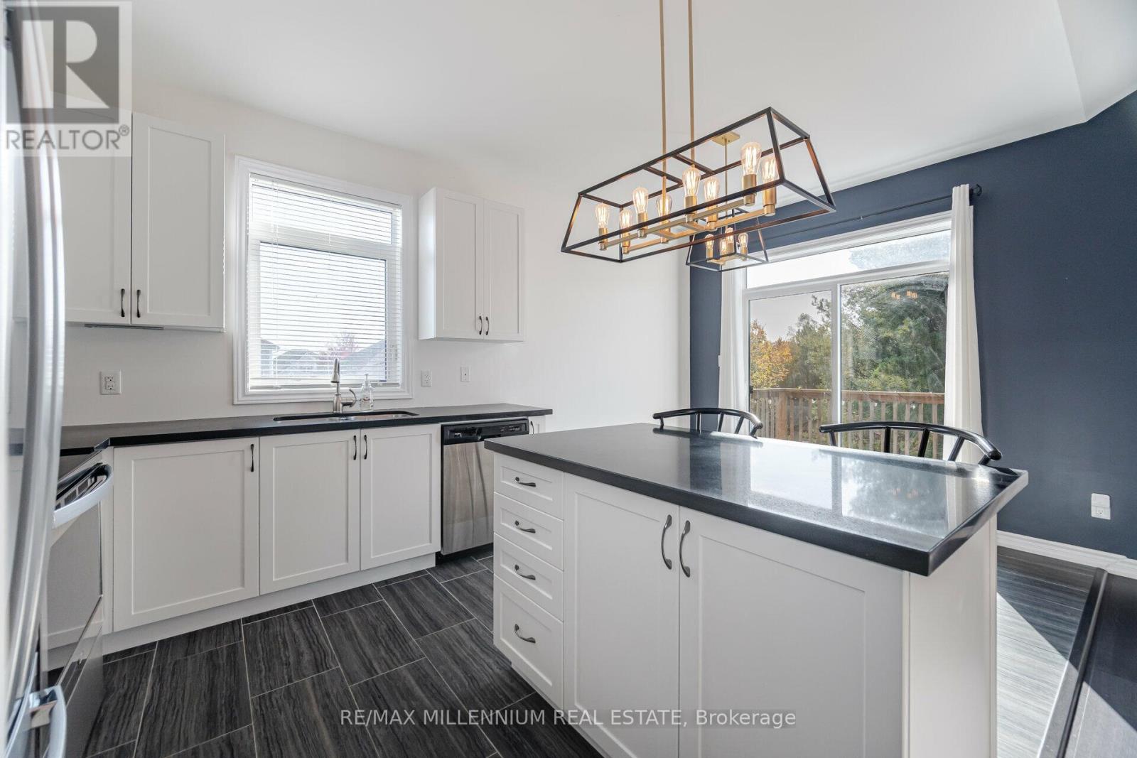 200 Lia Drive, Clearview (Stayner), Ontario  L0M 1S0 - Photo 15 - S12190781