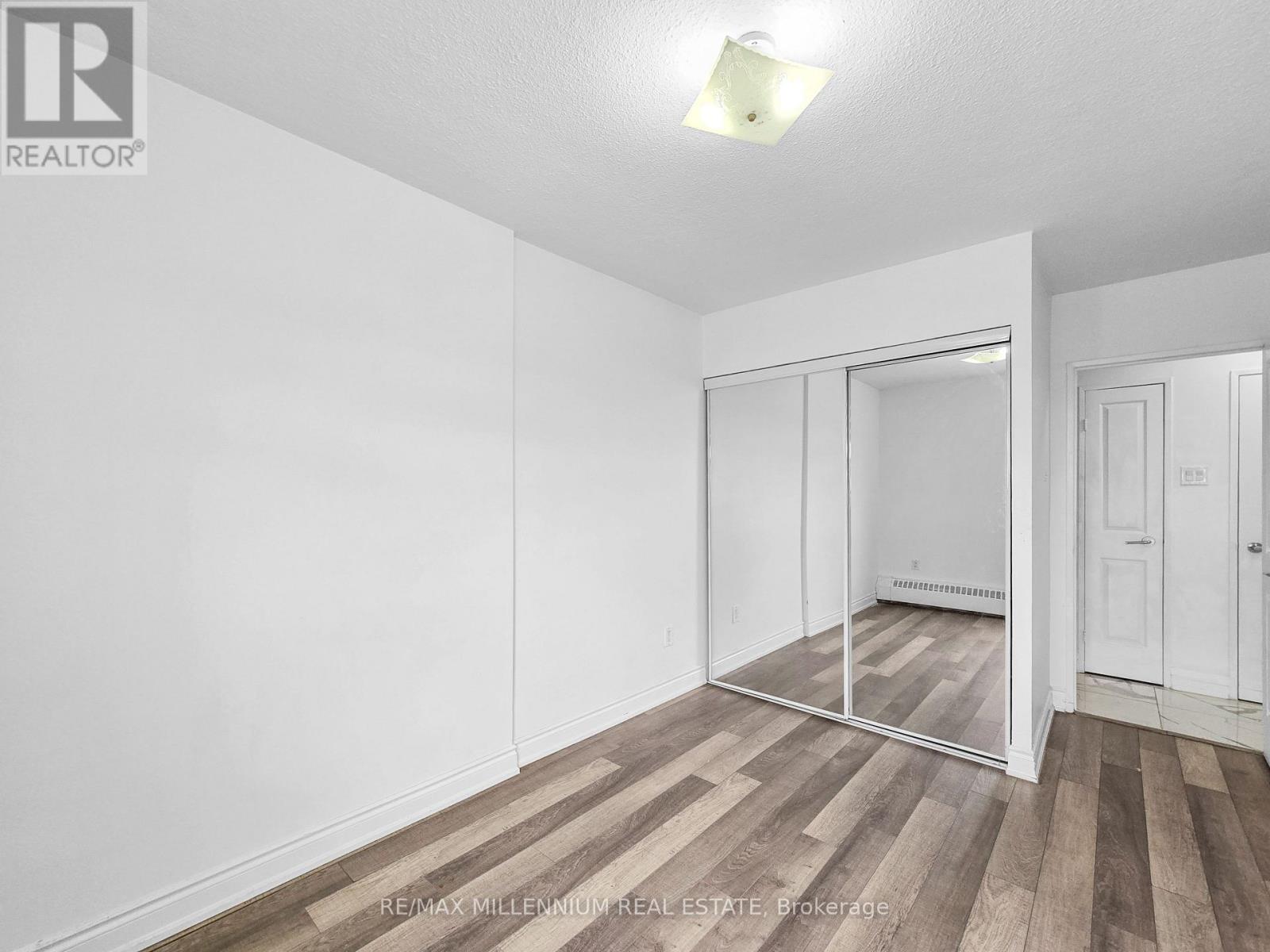 1807 - 2645 Kipling Avenue, Toronto (Mount Olive-Silverstone-Jamestown), Ontario  M9V 3S6 - Photo 13 - W12190804
