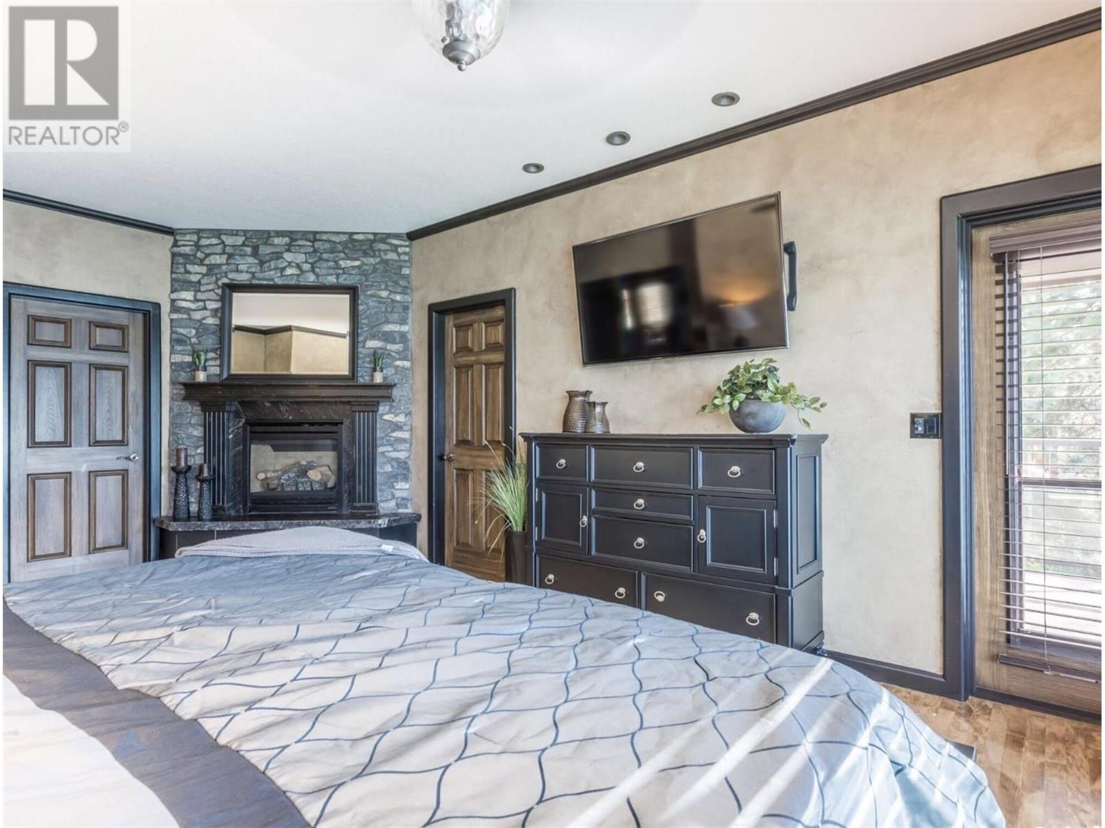 15010 & 15020 Tamarack Drive, Coldstream, British Columbia  V1B 2E1 - Photo 11 - 10347993