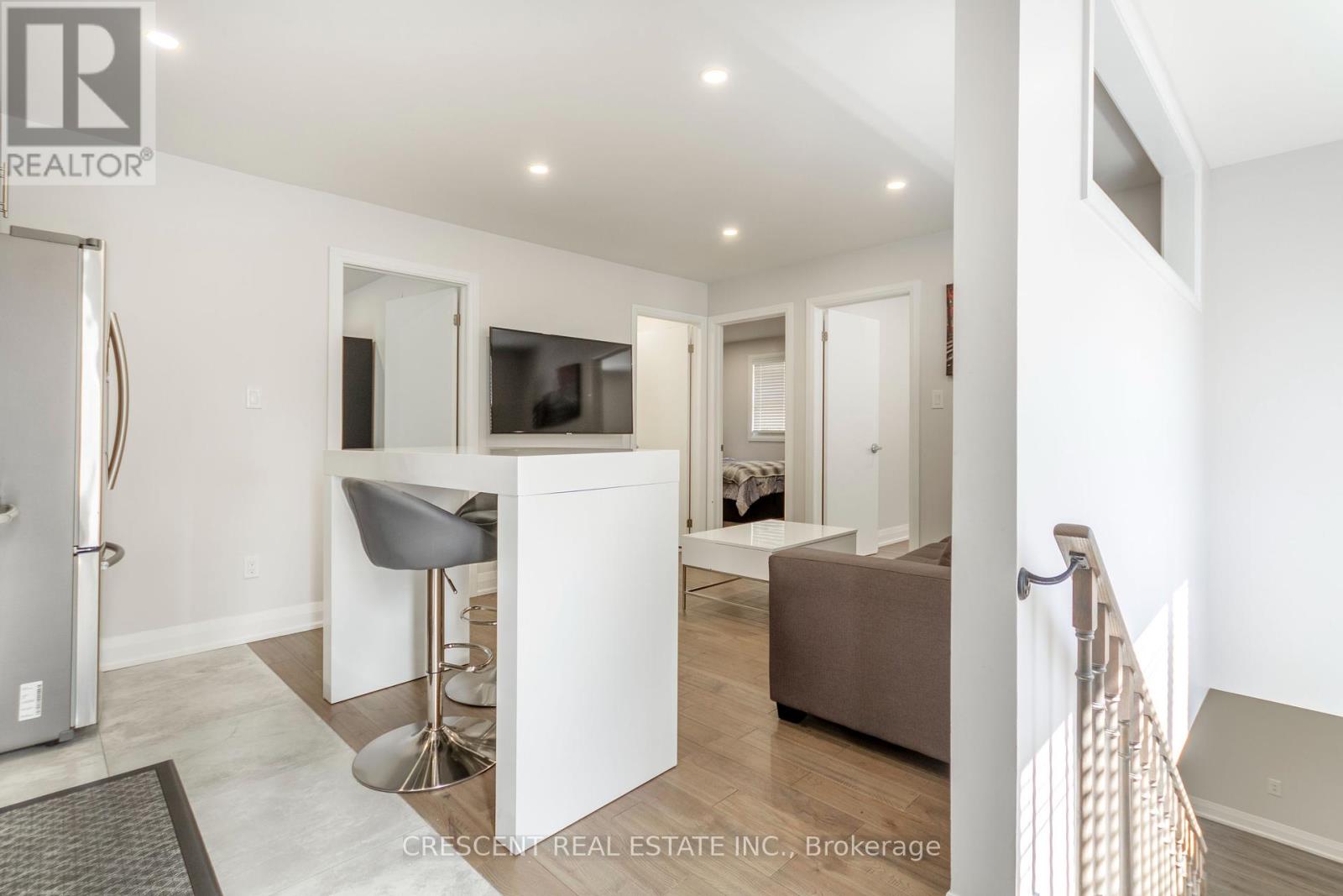 Property at 170 EMERSON STREET image 3