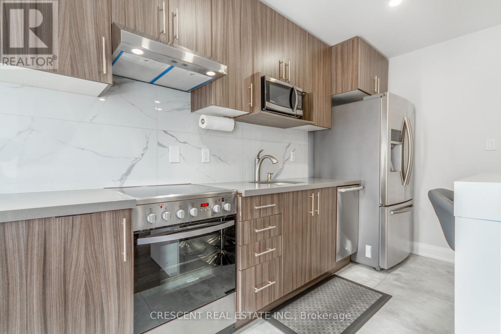 Property at 170 EMERSON STREET image 5