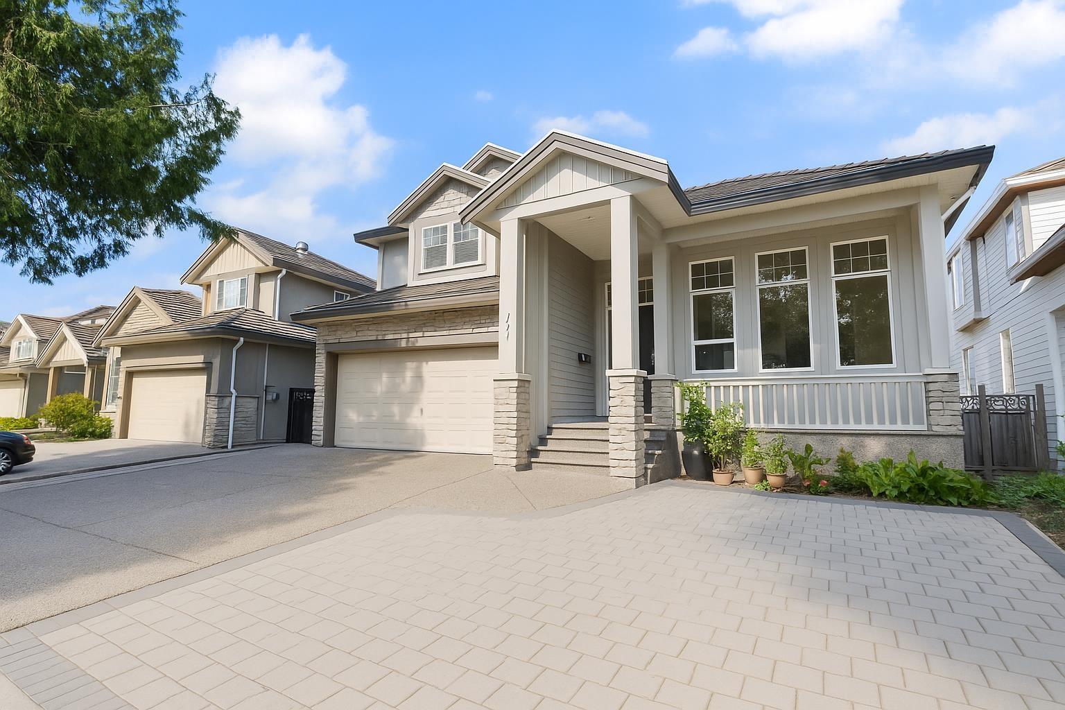 Property at 7376 148 STREET image 3