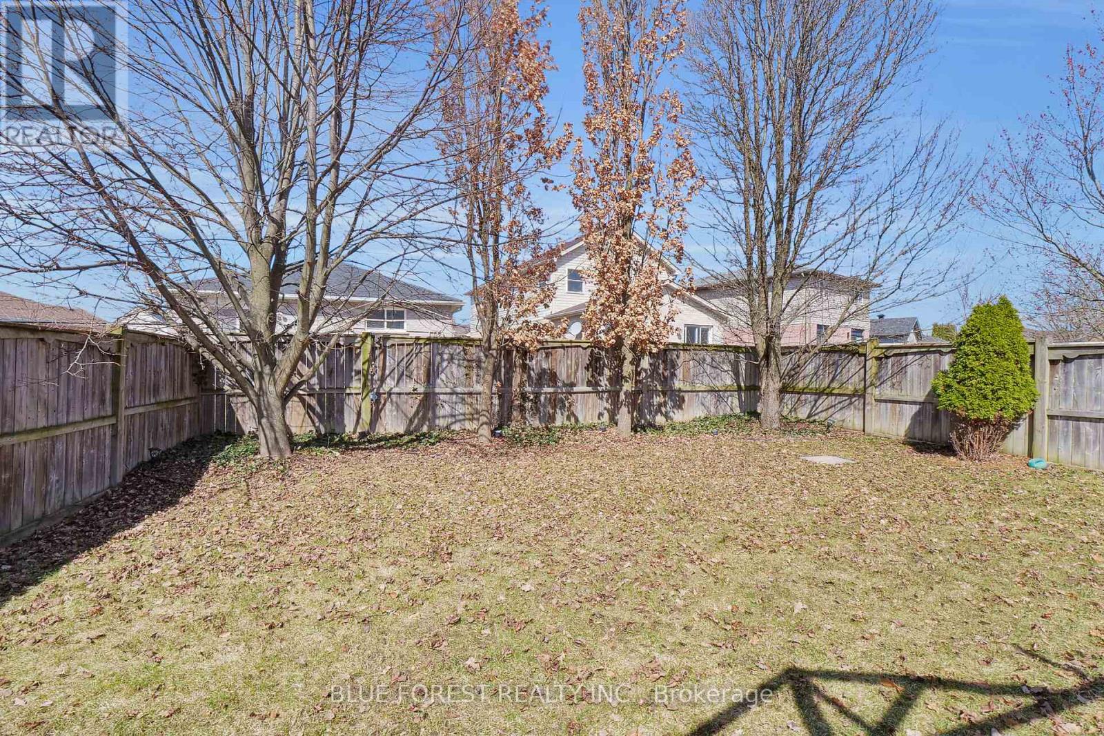 1376 South Wenige Drive, London North, Ontario  N5X 4M8 - Photo 29 - X12190830