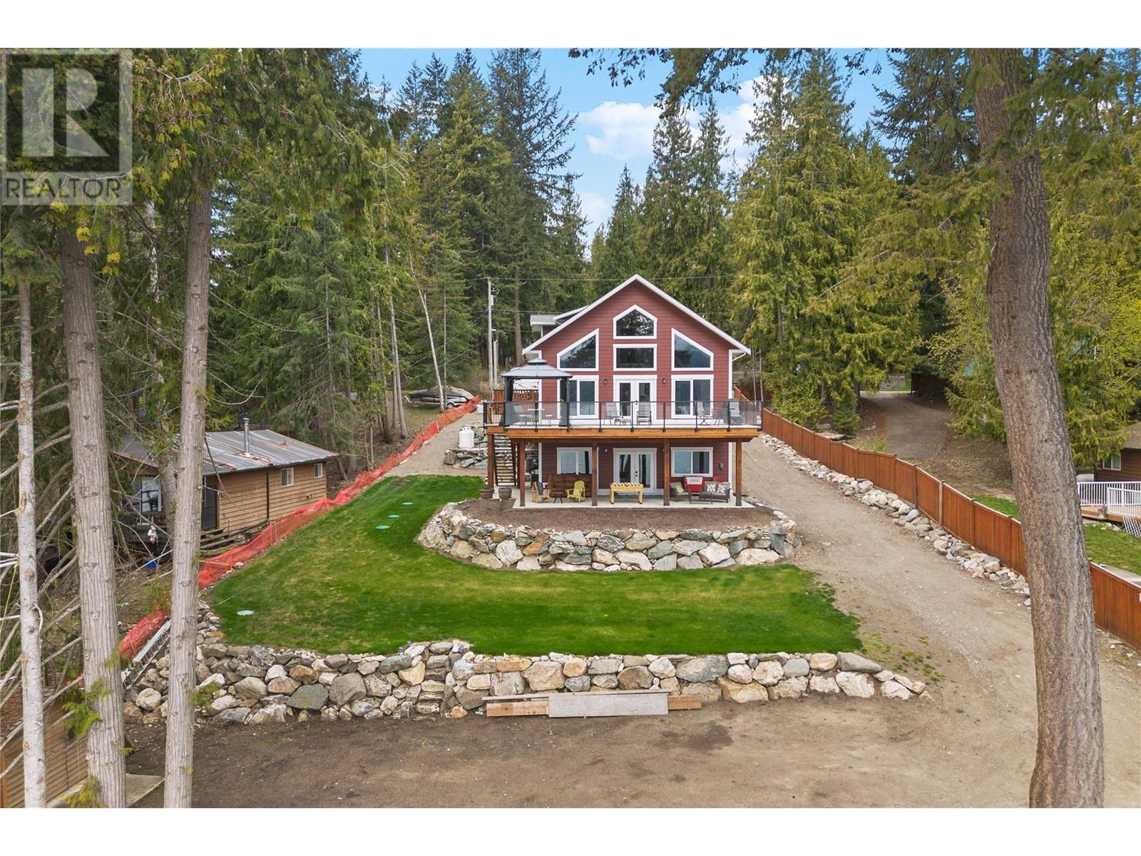 7918 Gardiner Road Lot# 9, Anglemont, British Columbia