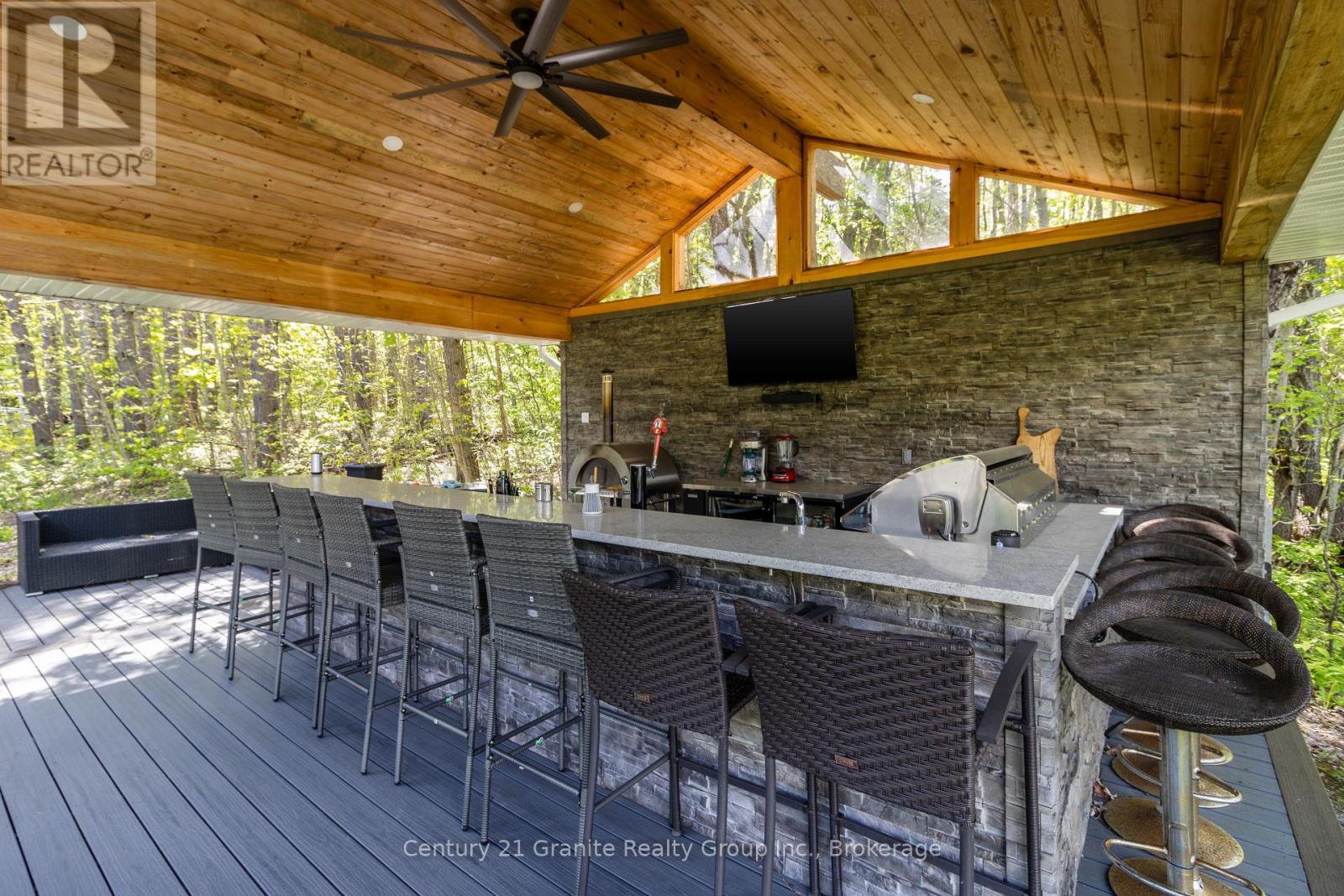 1047 Bonis Lane, Minden Hills, Ontario K0M 2K0 - Photo 42 - X12028032