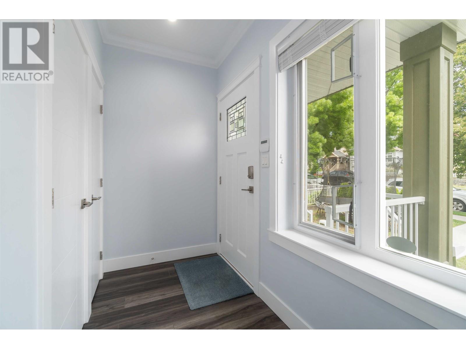 Property at 3164 VENABLES STREET image 3