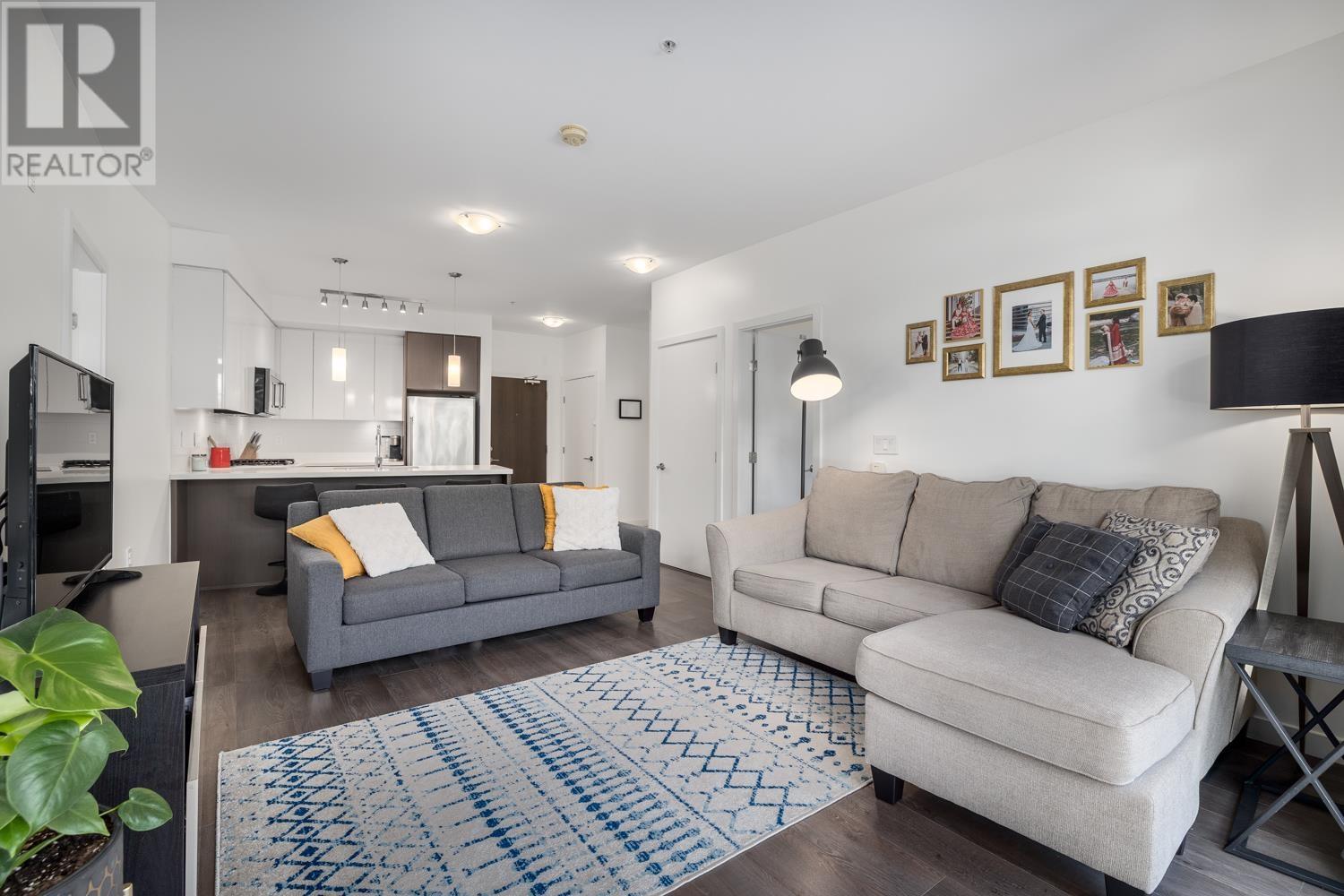 217 22 E ROYAL AVENUE, New Westminster, British Columbia