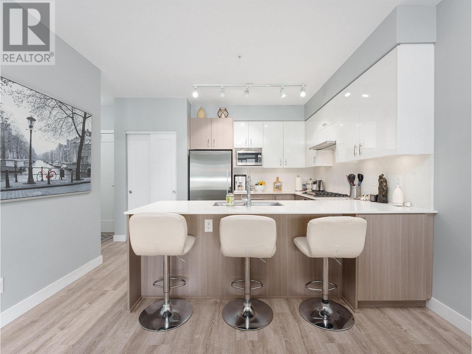 301 3971 Hastings Street, Burnaby, British Columbia  V5C 2H8 - Photo 8 - R3010315