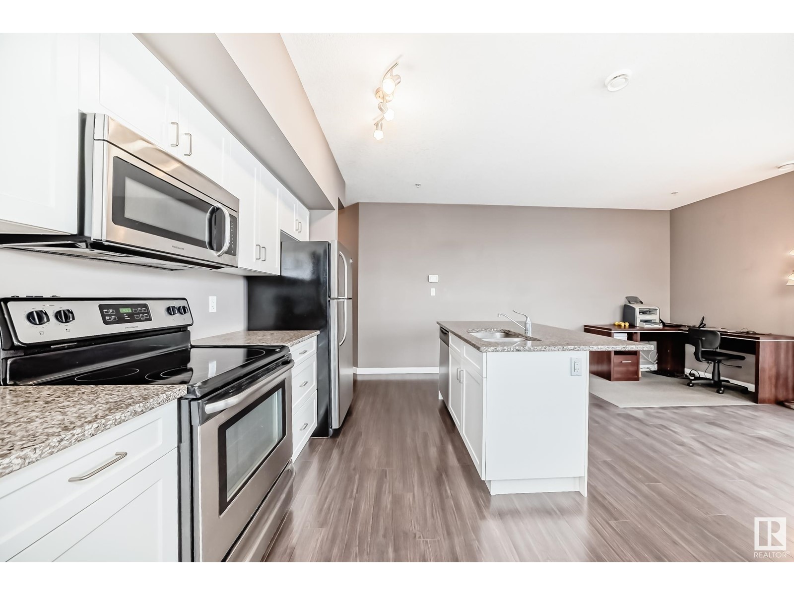 #504 10518 113 St Nw, Edmonton, Alberta  T5H 0C6 - Photo 11 - E4426022