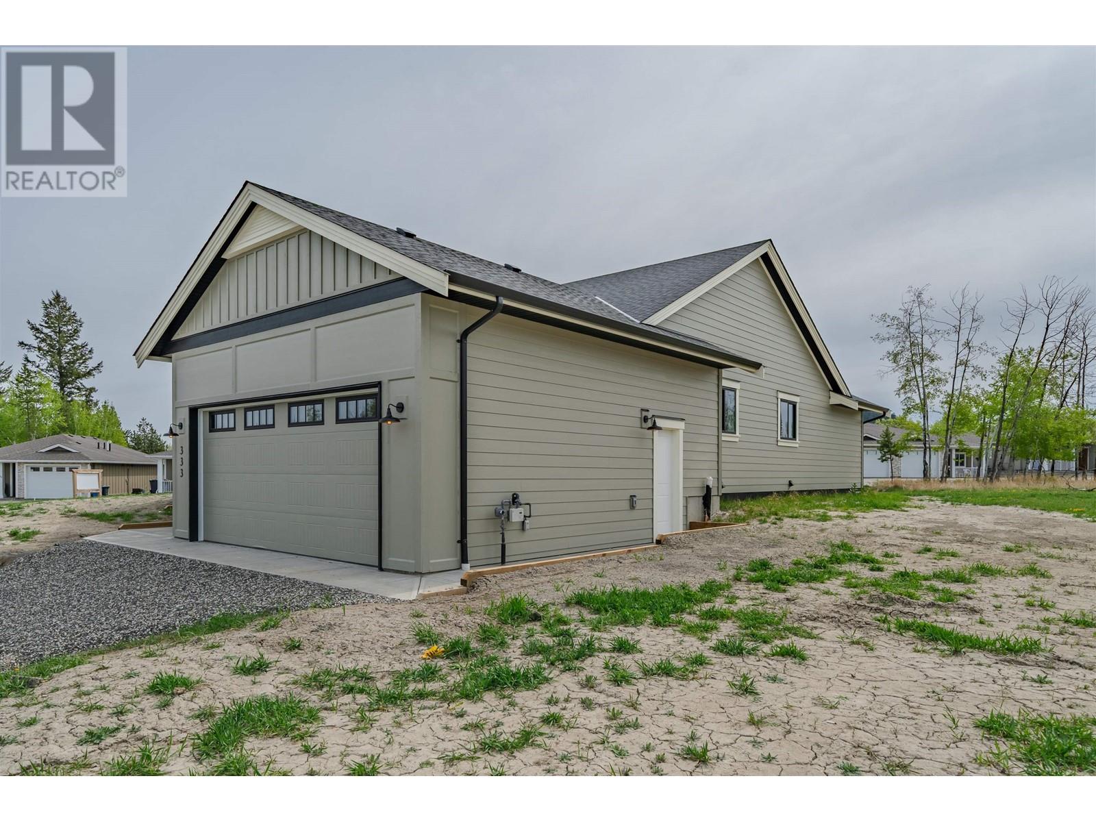Property at 333 SANDHILL CRESCENT image 3