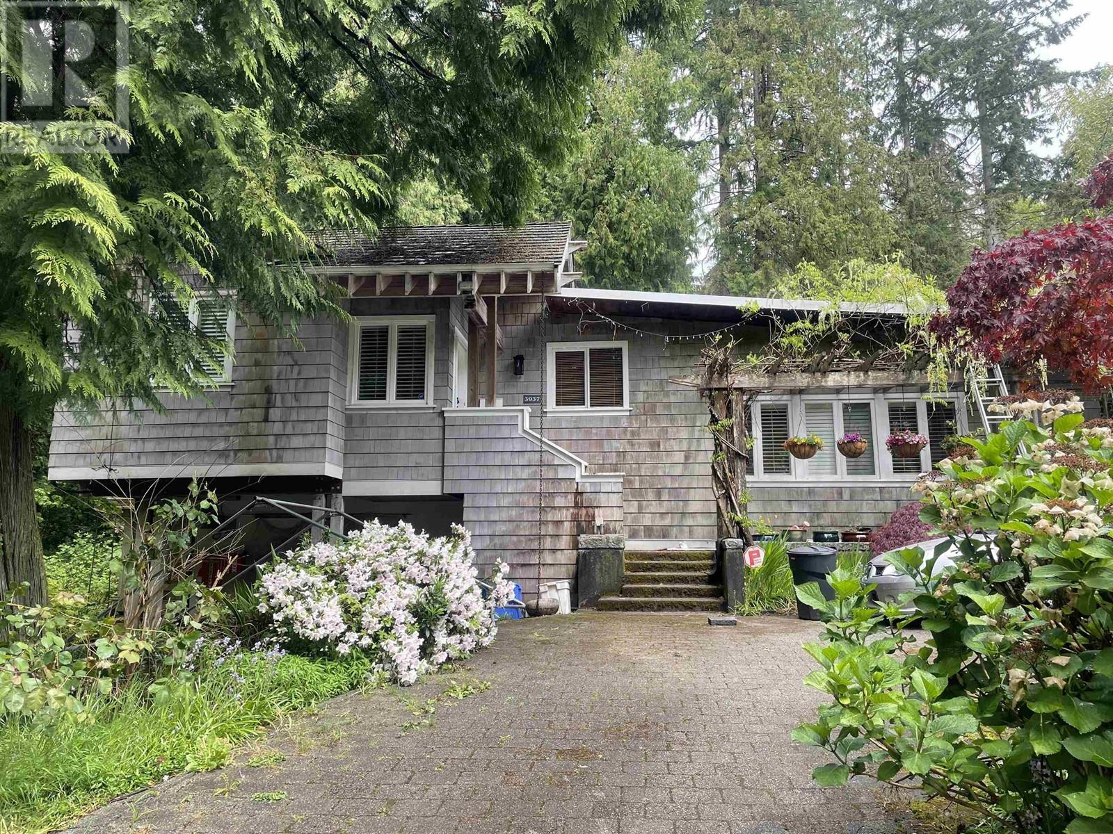 3937 Westridge Avenue, West Vancouver, British Columbia  V7V 3H6 - Photo 1 - R3000521