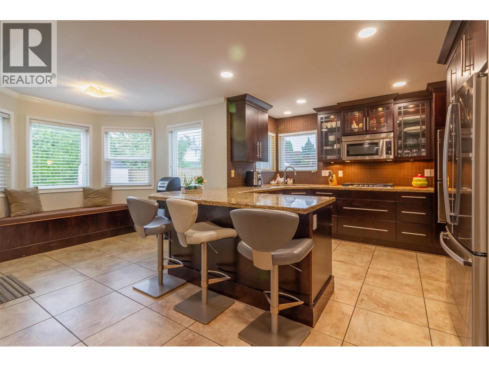 1872 Walnut Crescent, Coquitlam, British Columbia  V3J 7T1 - Photo 8 - R3010117