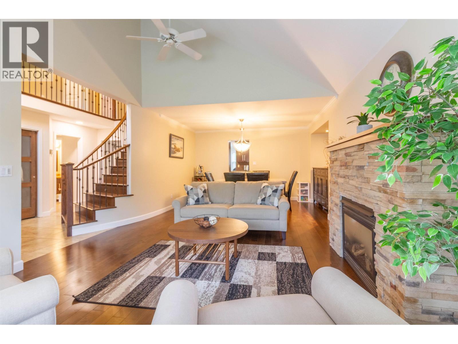 1872 Walnut Crescent, Coquitlam, British Columbia  V3J 7T1 - Photo 5 - R3010117