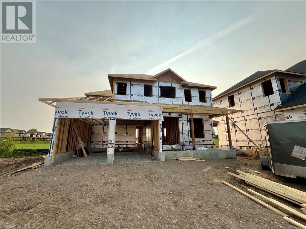 Property at 102 OAK Avenue image 1