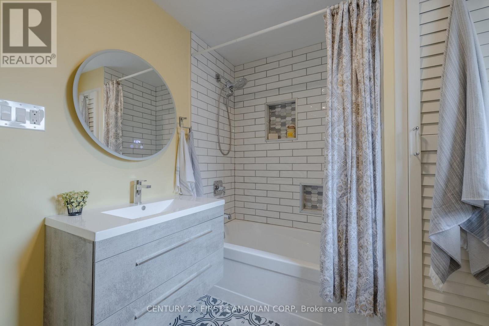 170 Langarth Street E, London South, Ontario  N6C 1Z5 - Photo 16 - X12190878