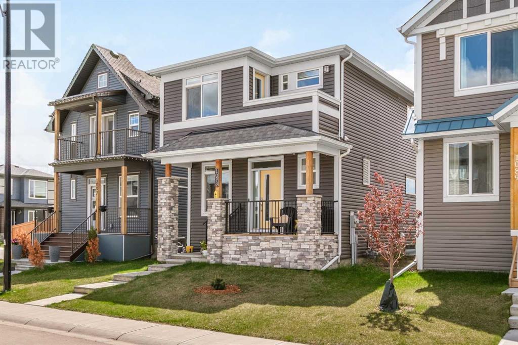 1093 Chinook Gate Heath Sw, Airdrie, Alberta  T3B 5E1 - Photo 2 - A2223756
