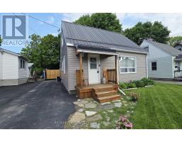 231 WILLIAM AVENUE, Renfrew, Ontario