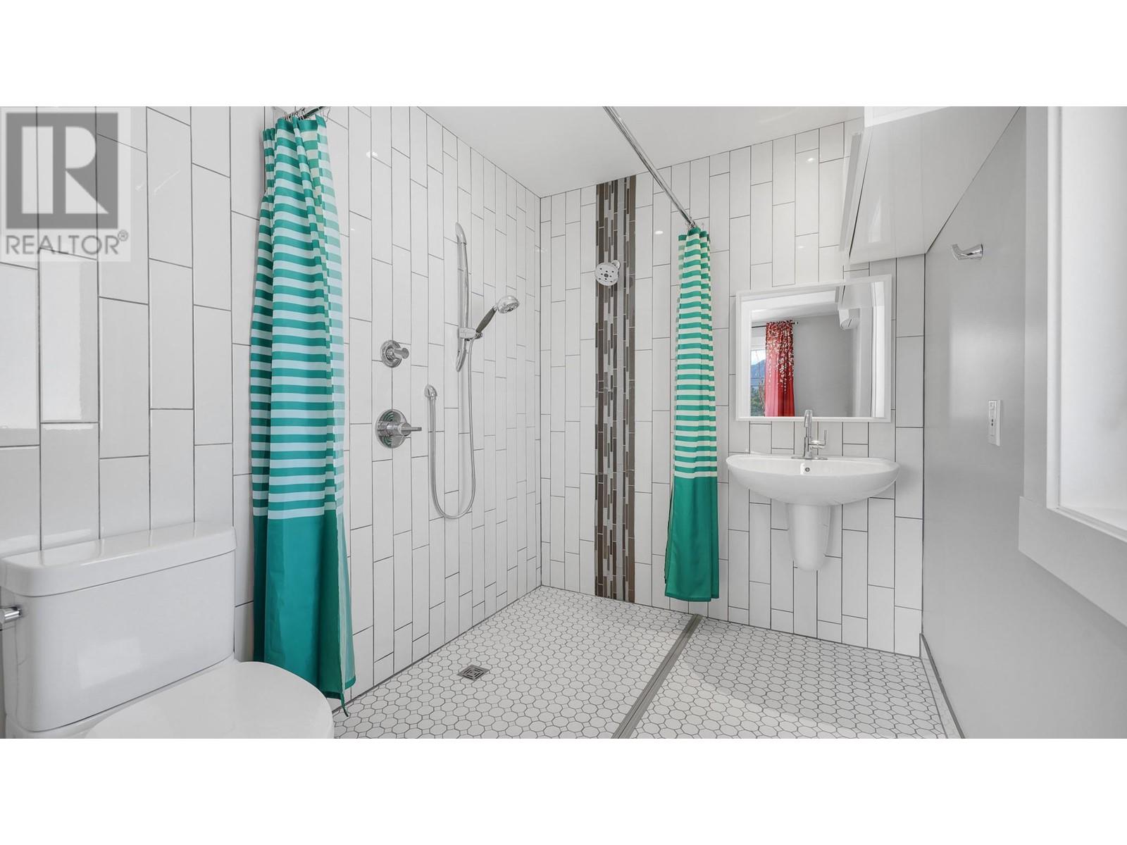 1808 15th Avenue, Invermere, British Columbia  V0A 1K4 - Photo 27 - 10344193