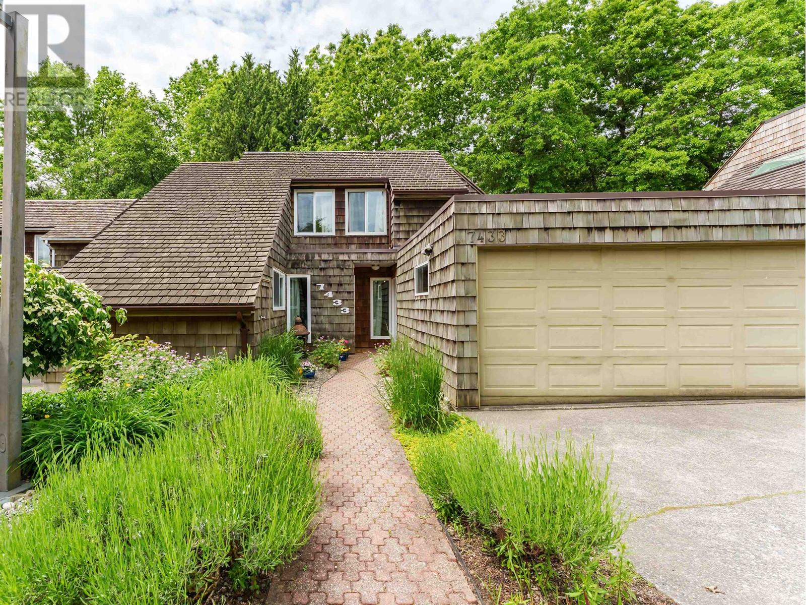 7433 TAMARIND DRIVE, Vancouver, British Columbia