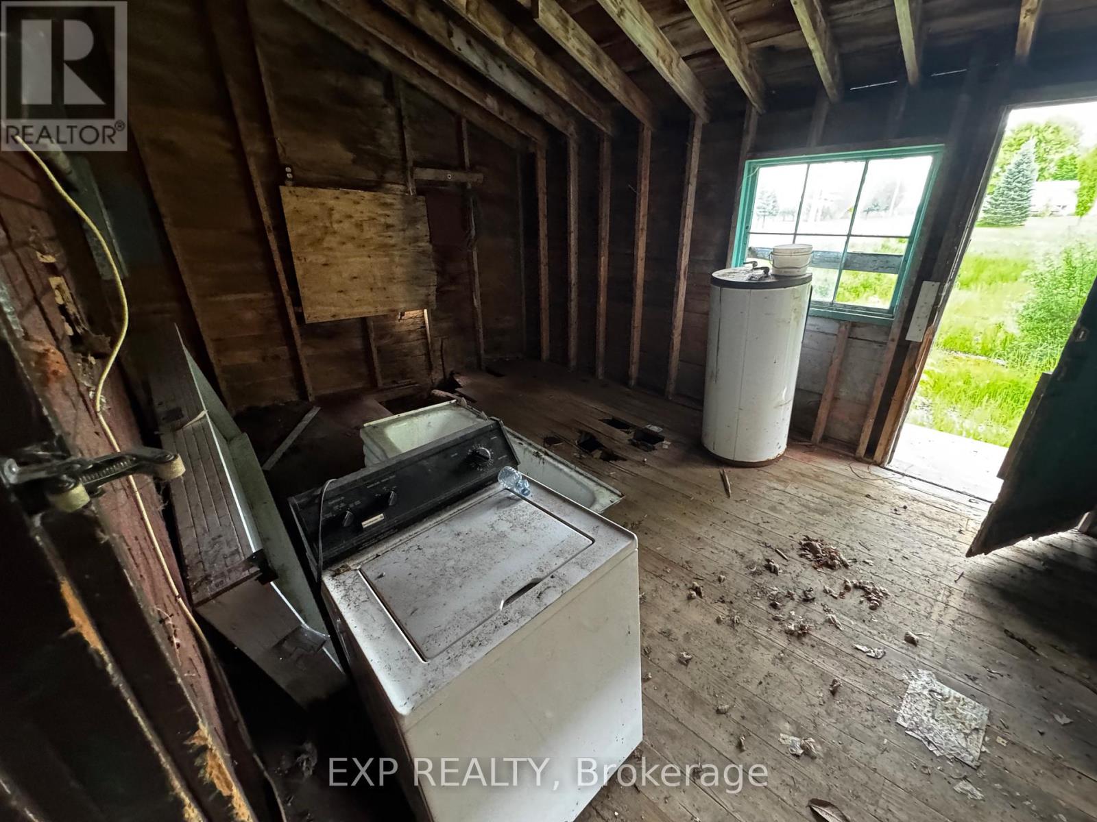 106 Maitland Road, Merrickville-Wolford, Ontario  K0G 1G0 - Photo 11 - X12153622