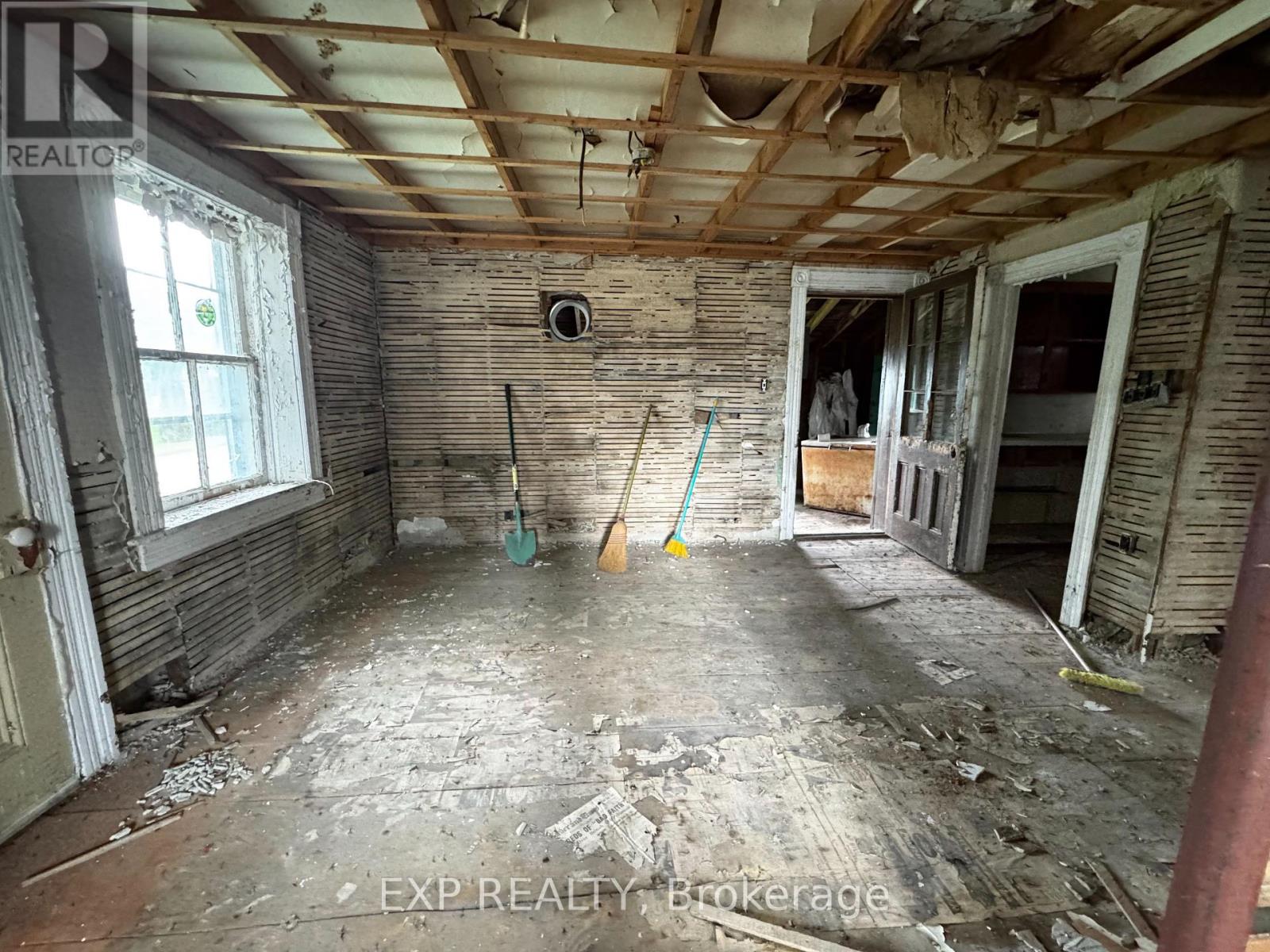 106 Maitland Road, Merrickville-Wolford, Ontario  K0G 1G0 - Photo 13 - X12153622