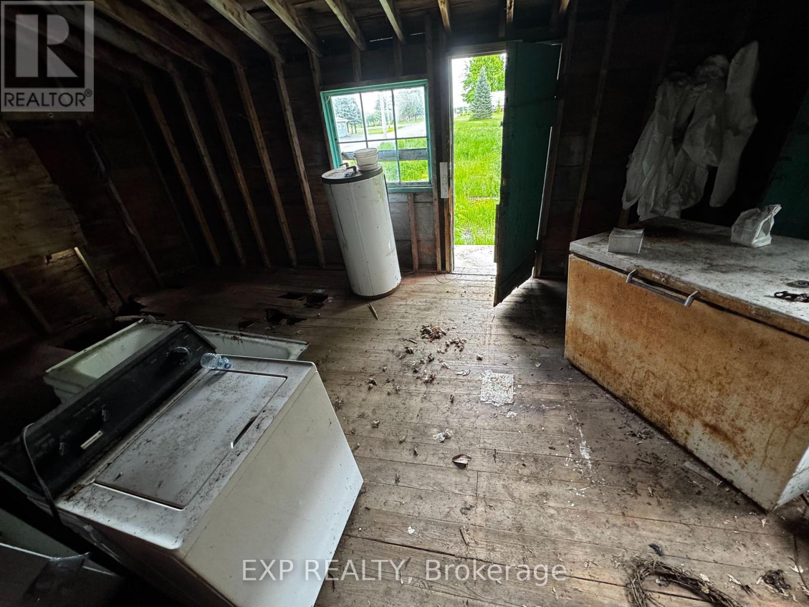 106 Maitland Road, Merrickville-Wolford, Ontario  K0G 1G0 - Photo 10 - X12153622
