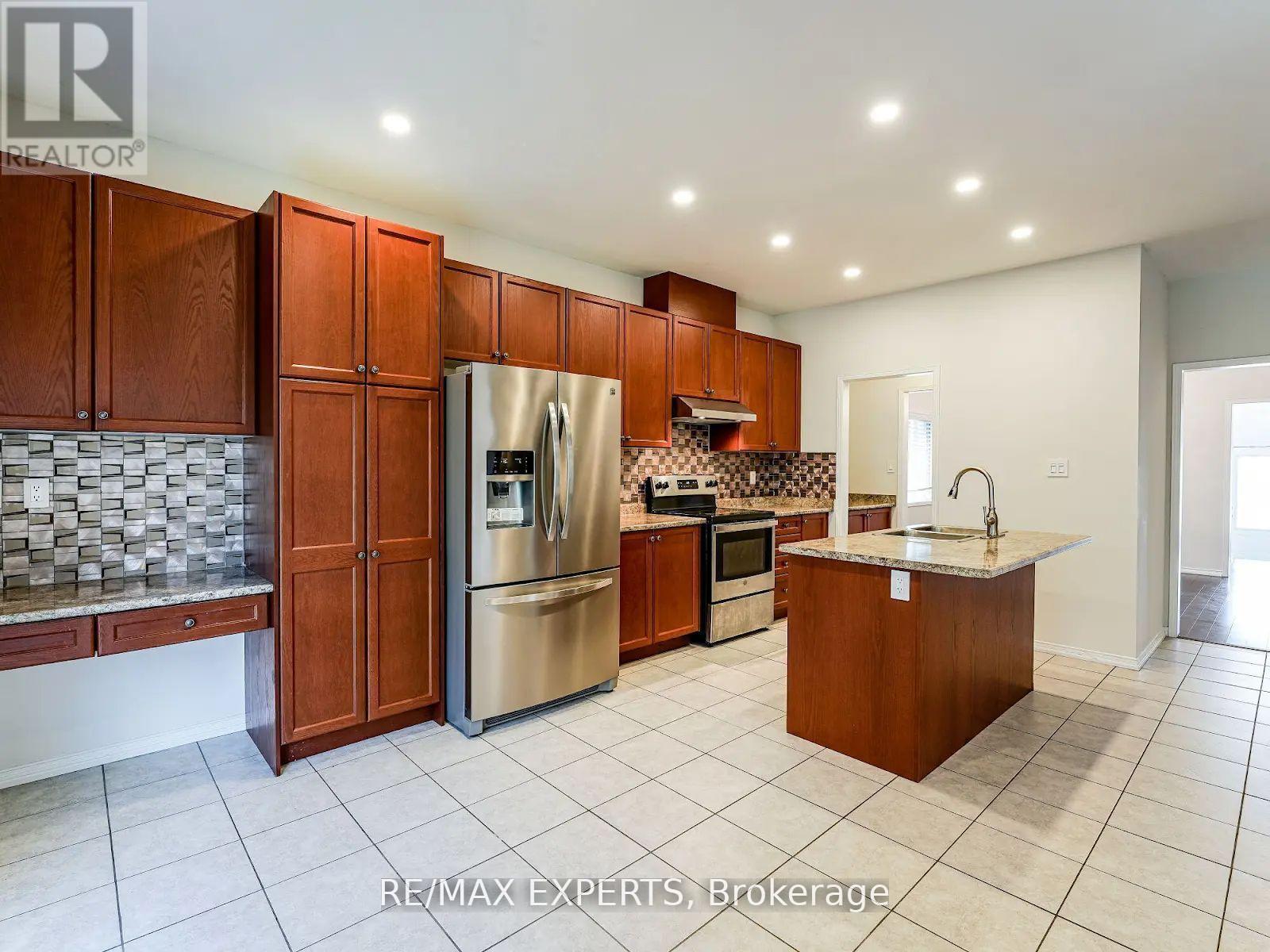 71 Turnerbury Avenue, Ajax (Northeast Ajax), Ontario  L1Z 0K6 - Photo 10 - E12190846