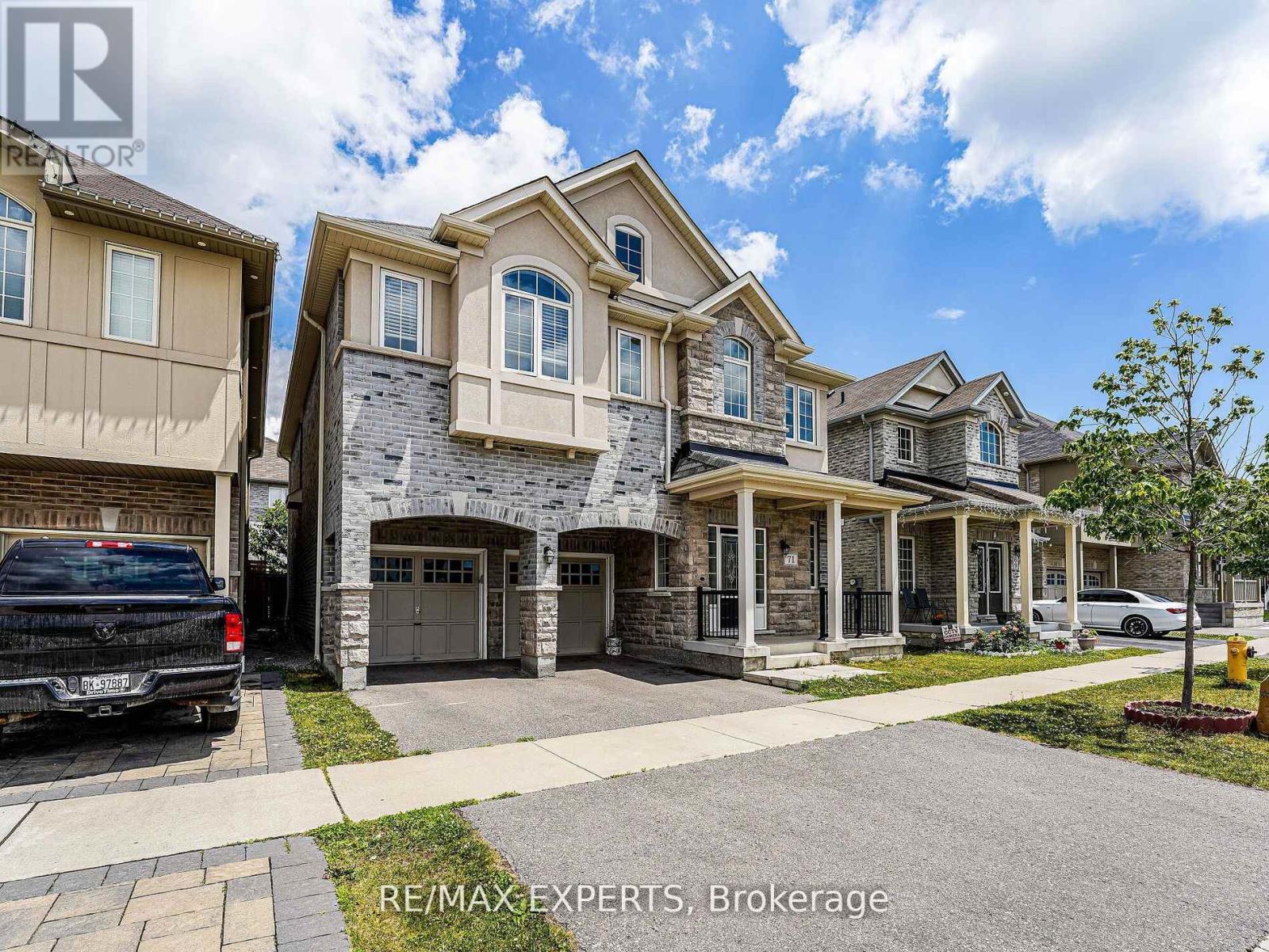 71 Turnerbury Avenue, Ajax (Northeast Ajax), Ontario  L1Z 0K6 - Photo 2 - E12190846