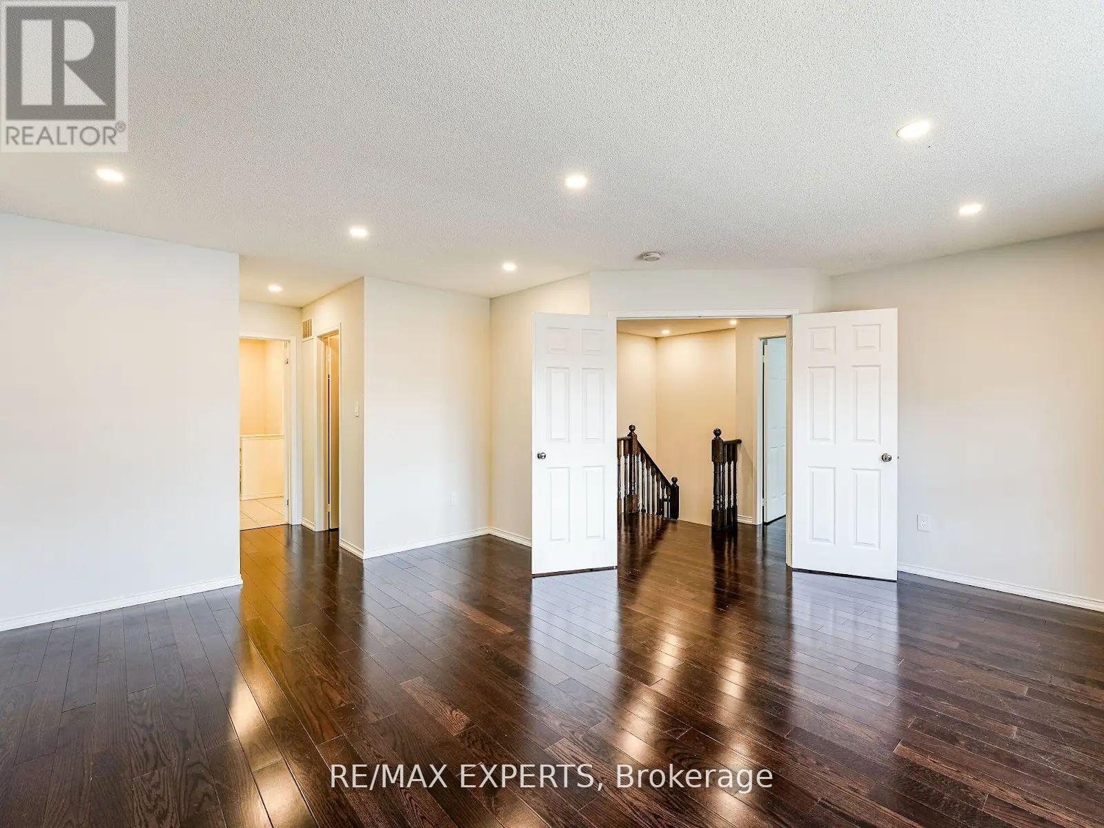 71 Turnerbury Avenue, Ajax (Northeast Ajax), Ontario  L1Z 0K6 - Photo 35 - E12190846