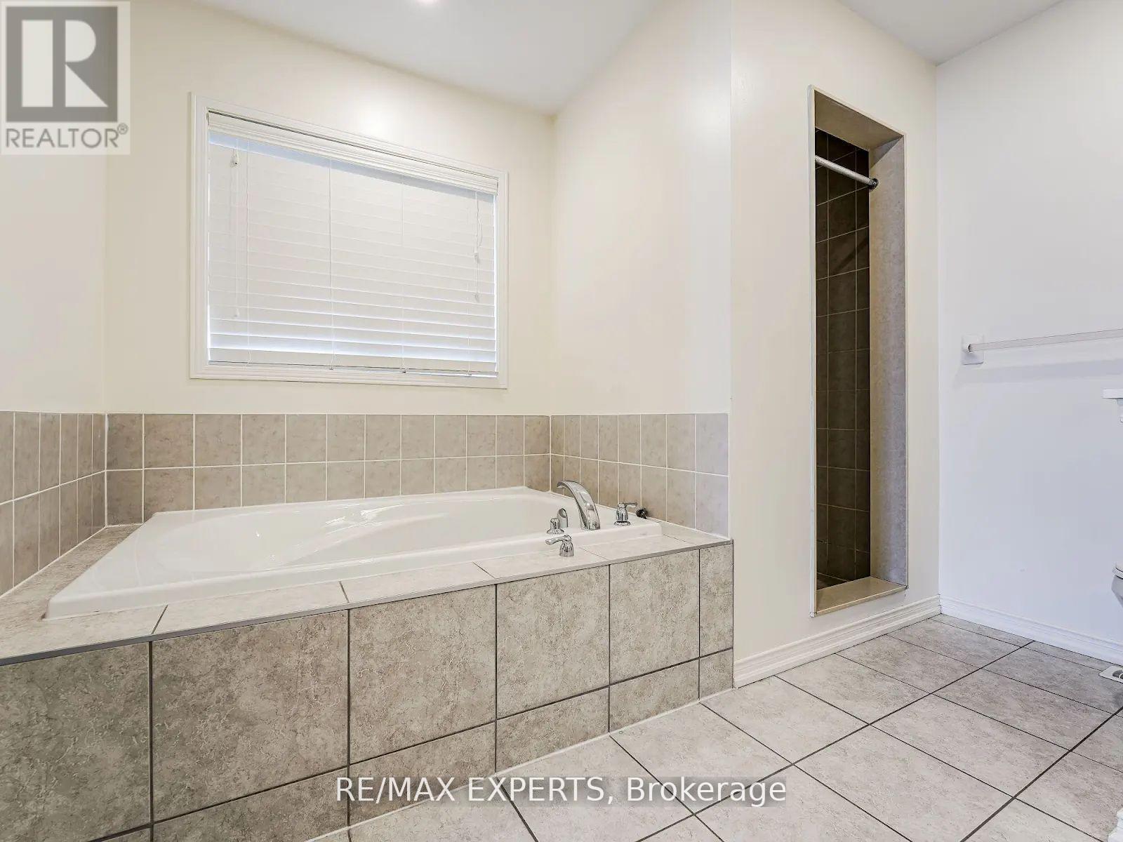 71 Turnerbury Avenue, Ajax (Northeast Ajax), Ontario  L1Z 0K6 - Photo 40 - E12190846