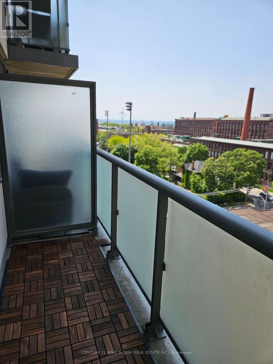 916 - 20 Joe Shuster Way, Toronto, Ontario  M6K 0A3 - Photo 14 - W12088540