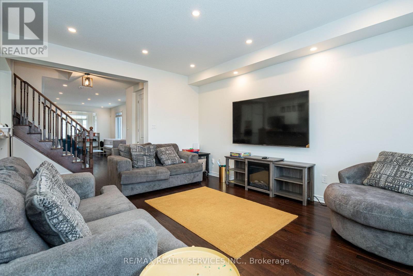 102 Rockbrook Trail, Brampton, Ontario  L7A 4A8 - Photo 12 - W12190843