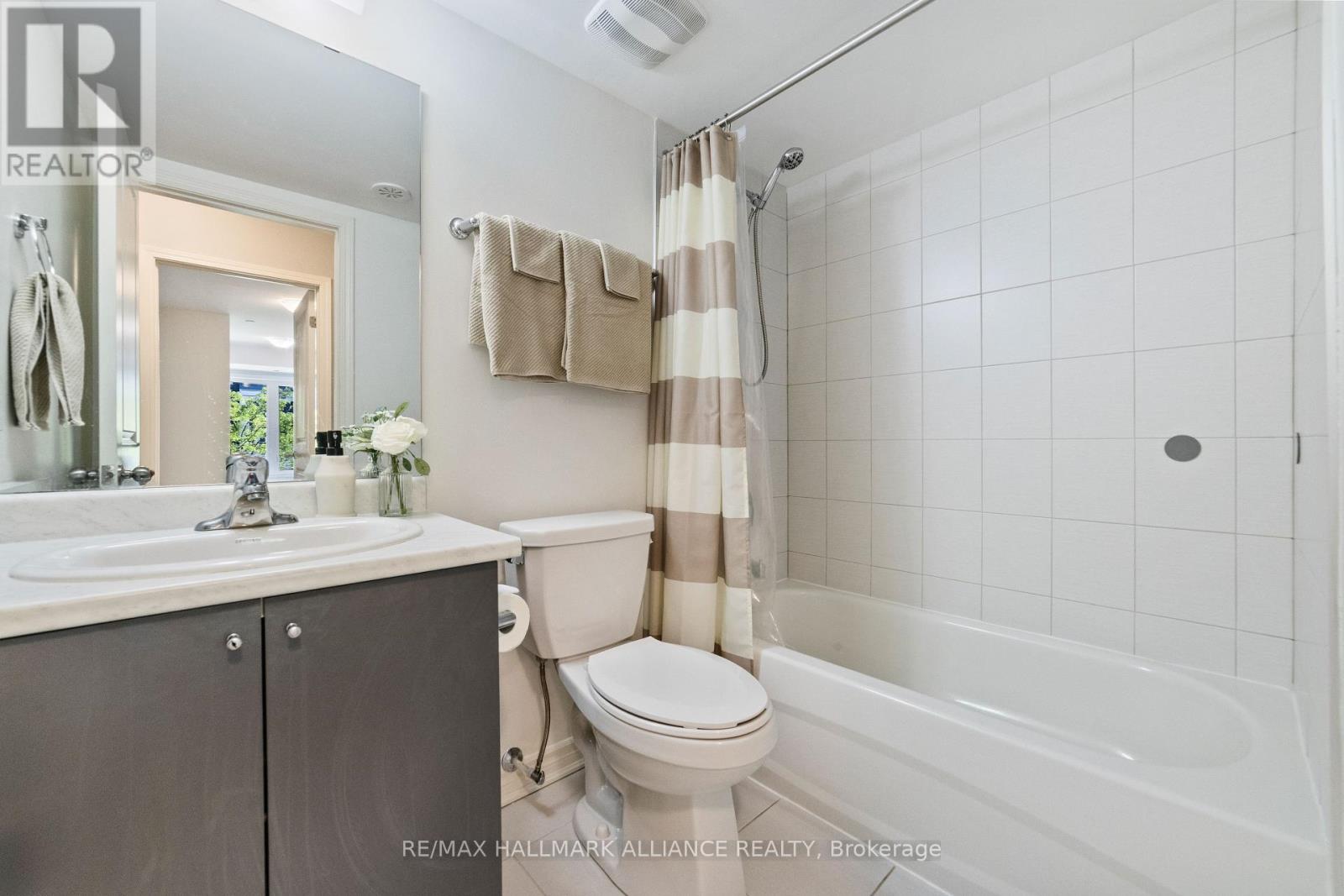 12 - 1150 Stroud Lane, Mississauga (Clarkson), Ontario  L5J 0B3 - Photo 14 - W12190847